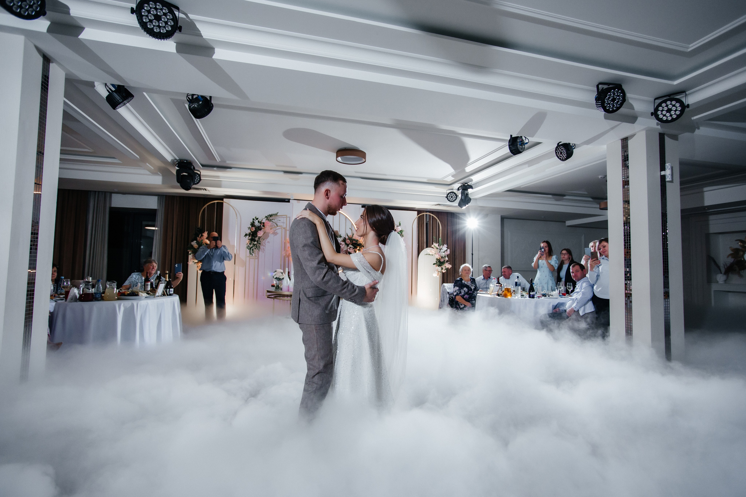 Александр & Анастасия. Свадебный и портретный фотограф в Омске Антон Карев