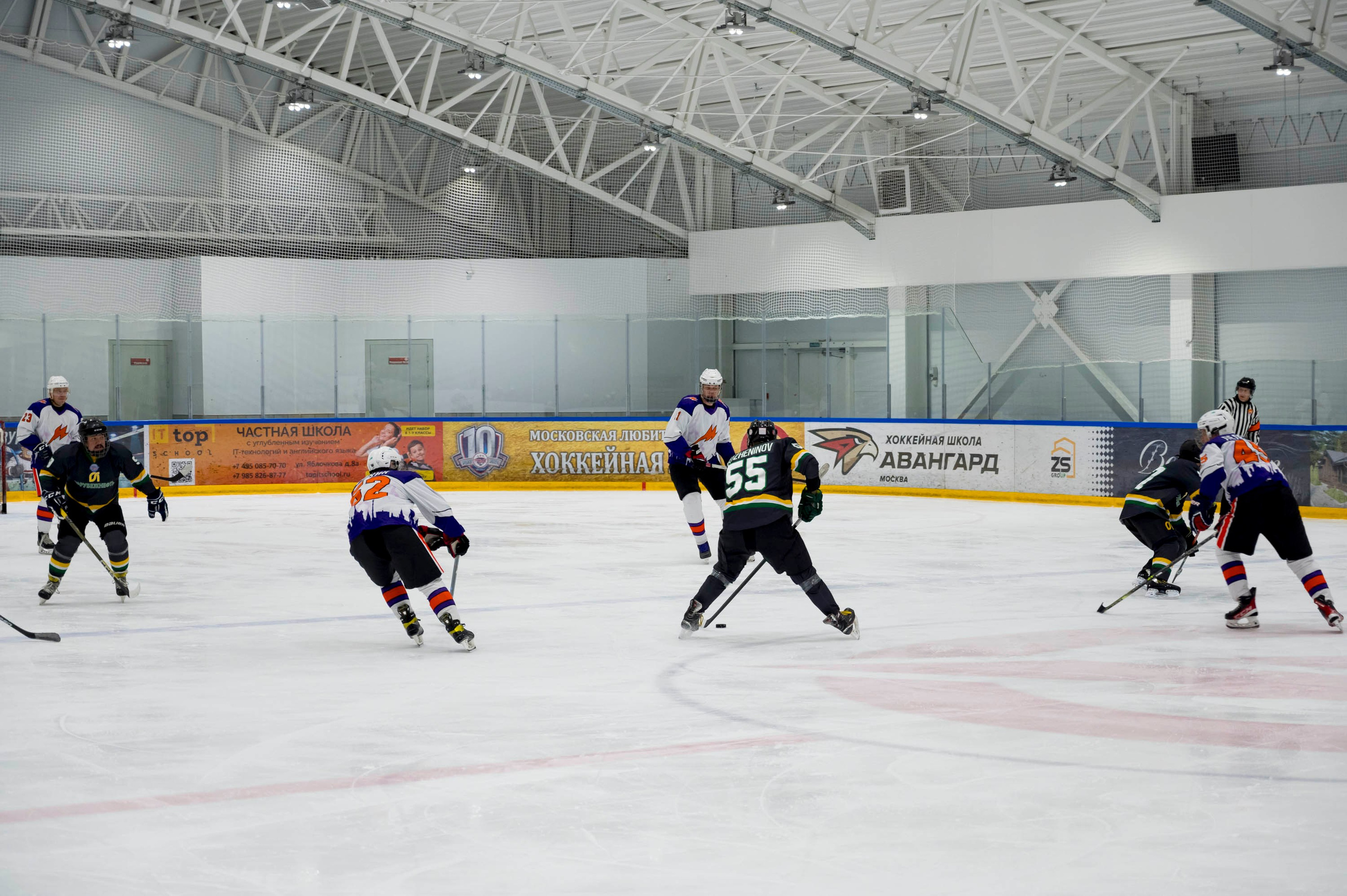 Хоккейный матч корпоративной команды Зарубежнефть. Репортажный фотограф и видеограф Слава Думчев. Тимбилдинги, отчетники, корпоративы