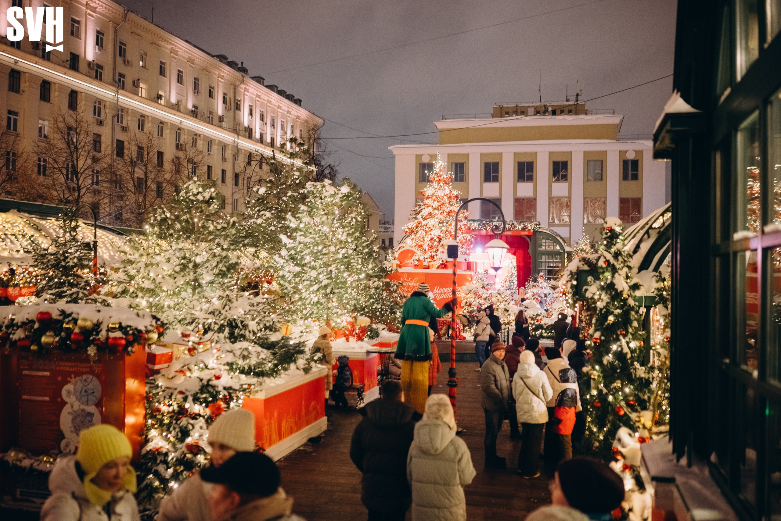 Новогодняя ярмарка на Тверской площади