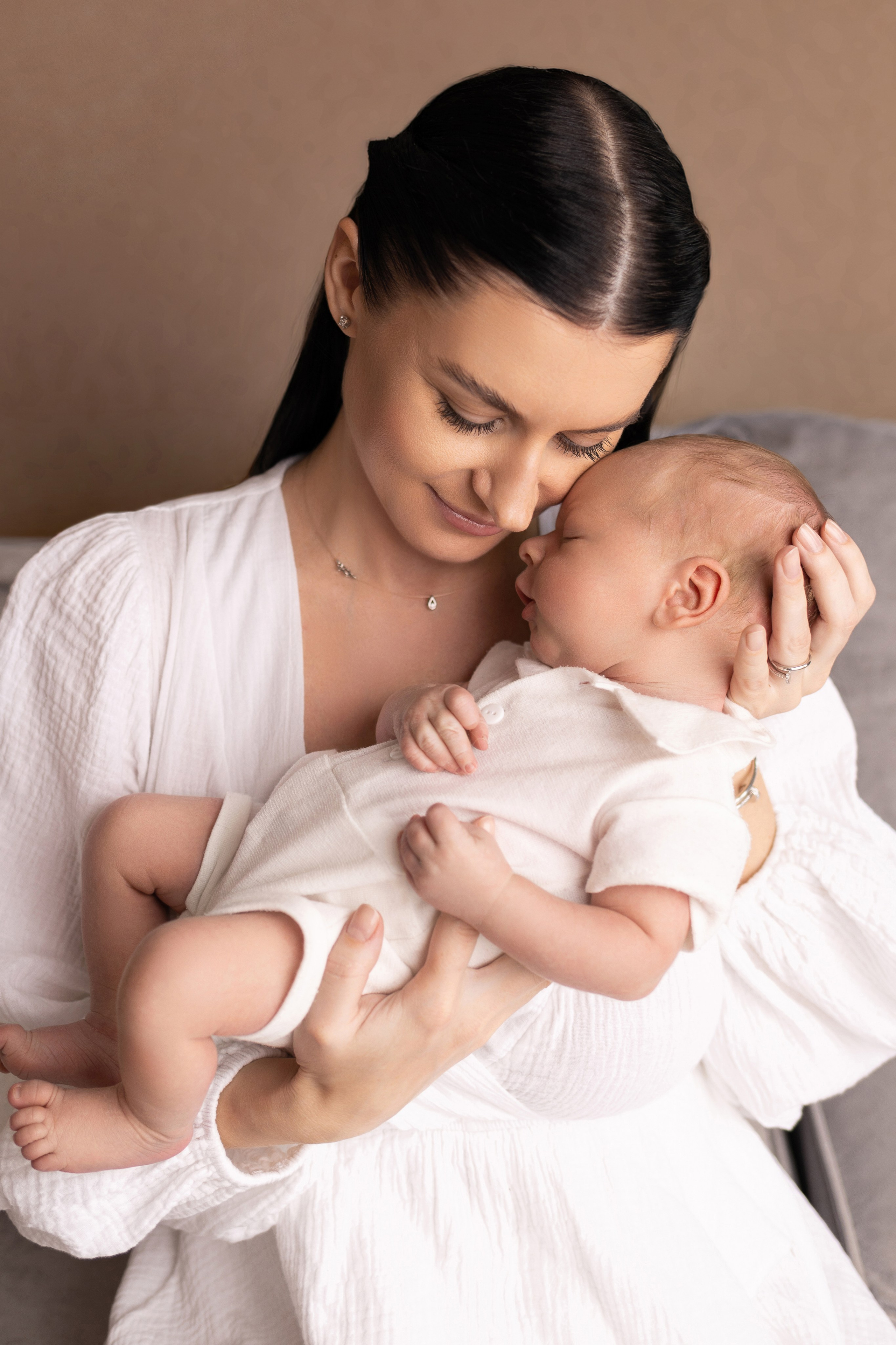 Newborn съемка в стиле Лайф. Фотограф новорожденных малышей в Омске и Омской области Эльвира Камаева