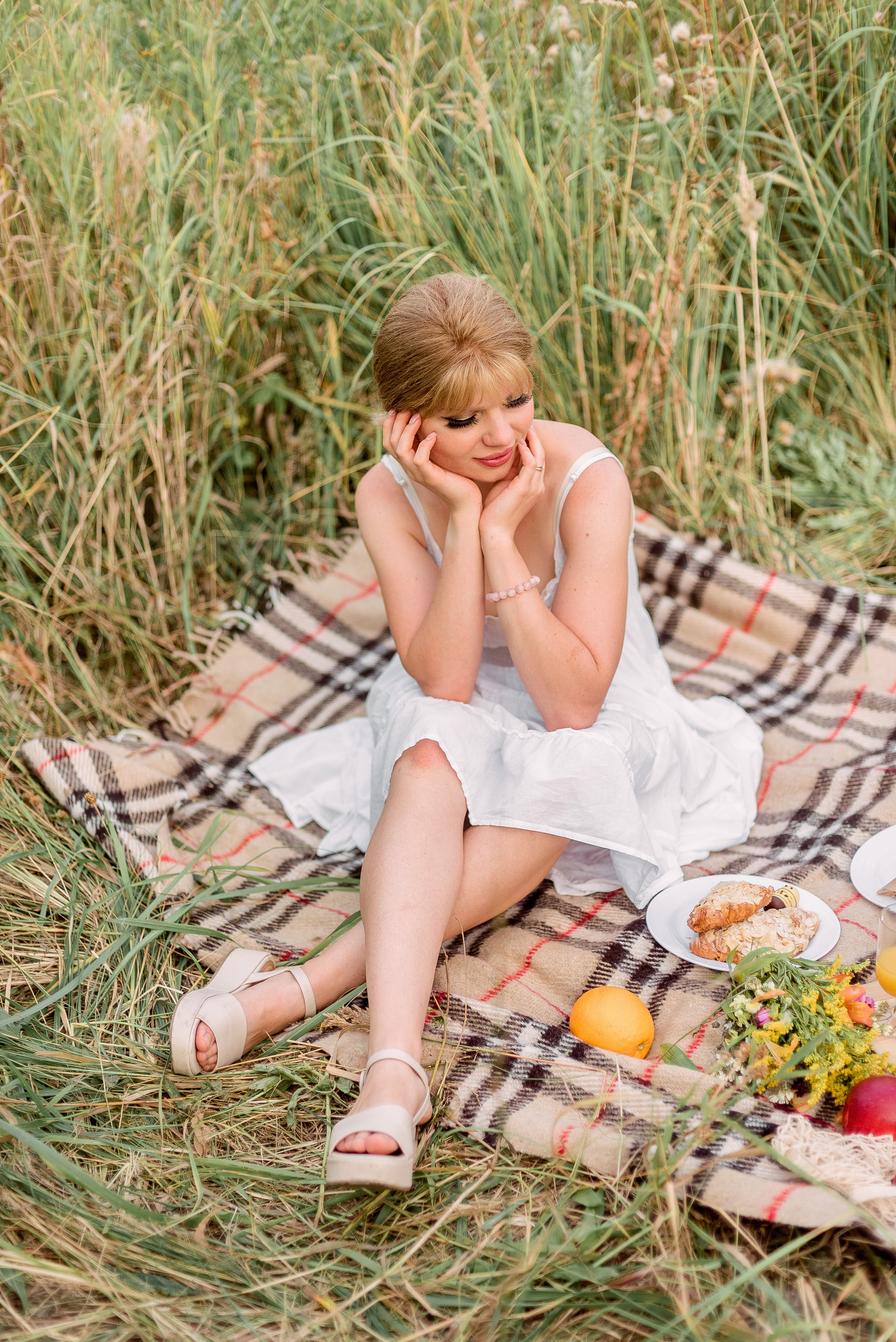 В поле. Фотограф Юлия Попова