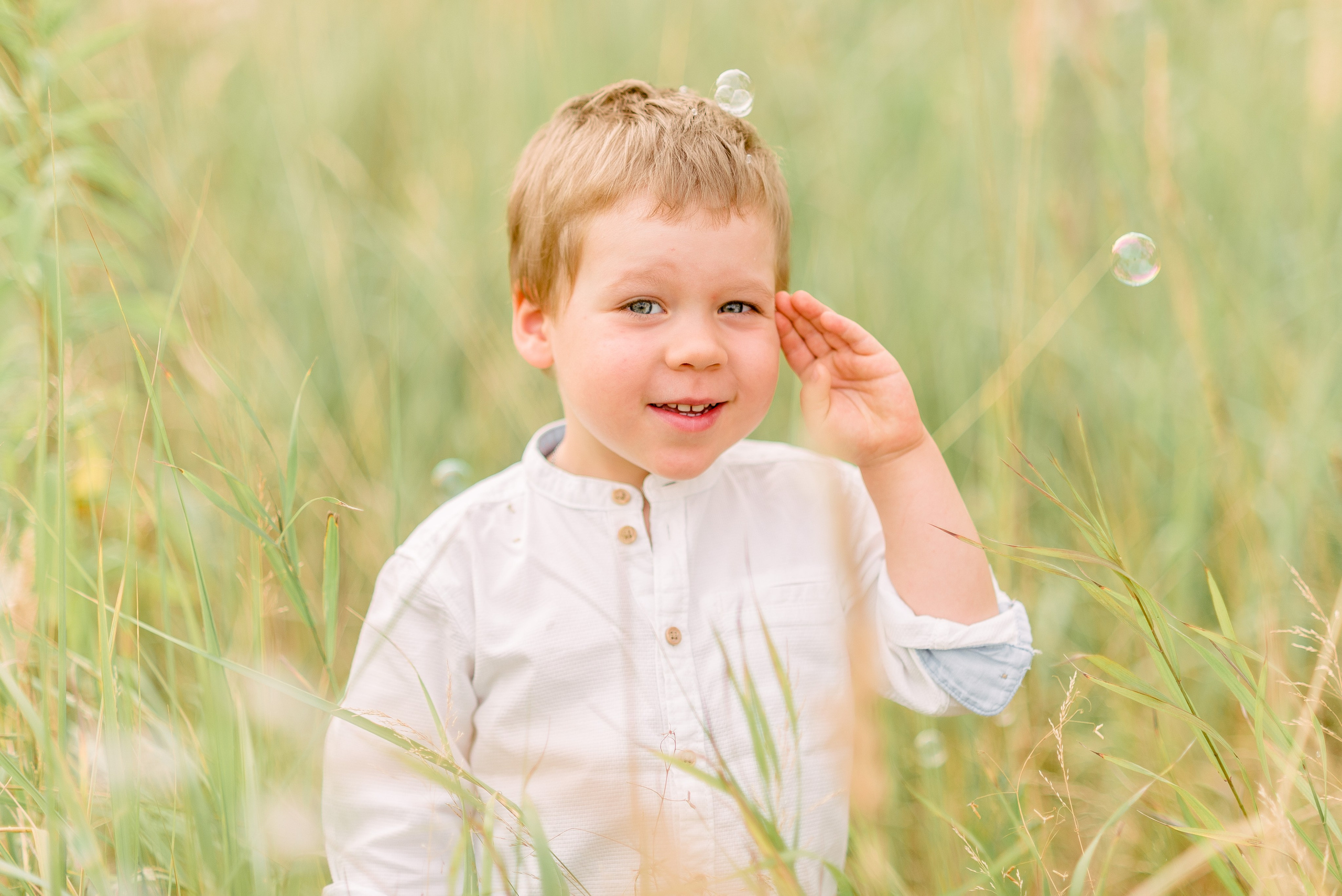 В поле. Фотограф Юлия Попова