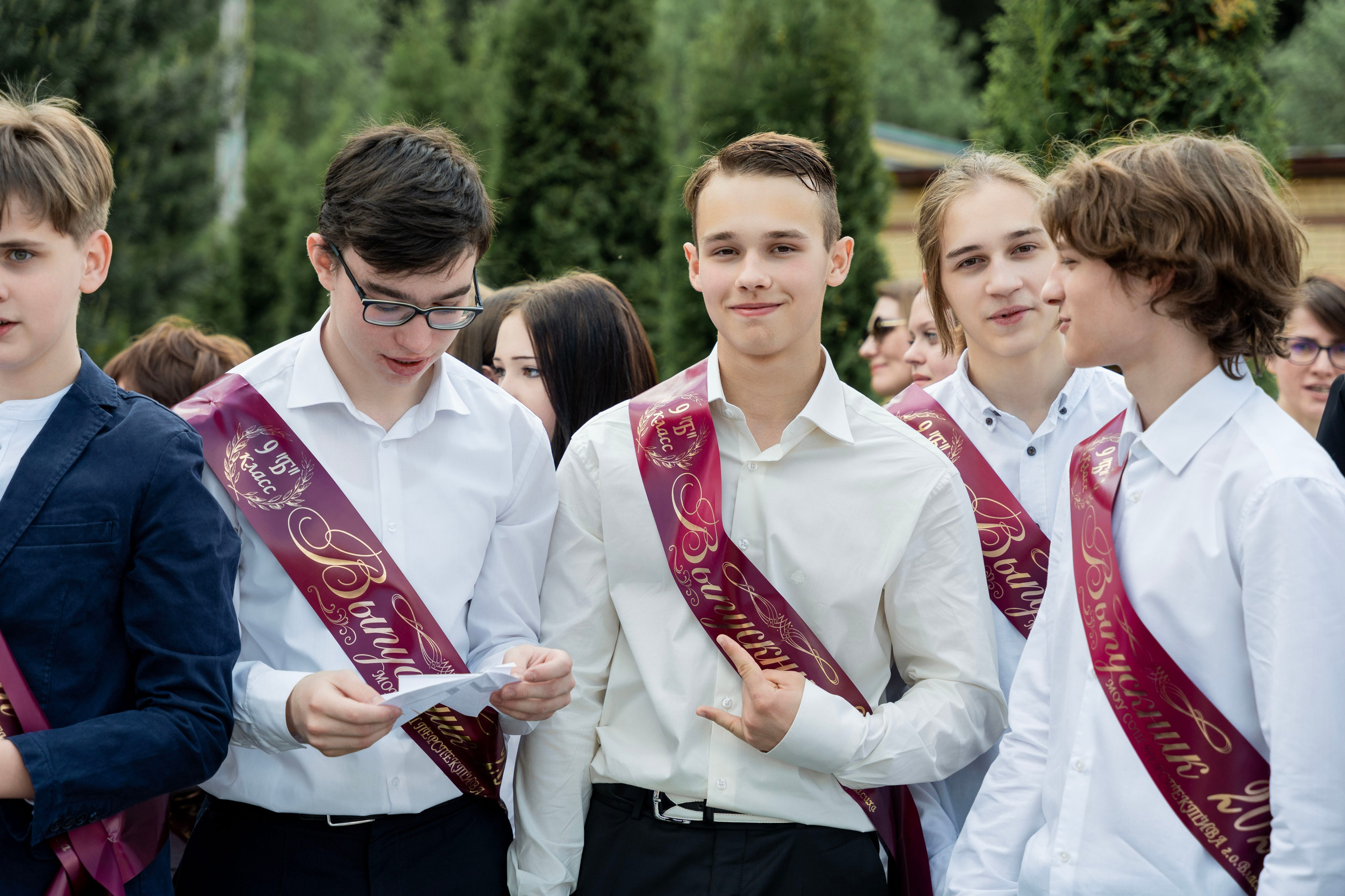 Выпукные 9 классы. Фотограф Юлия Попова