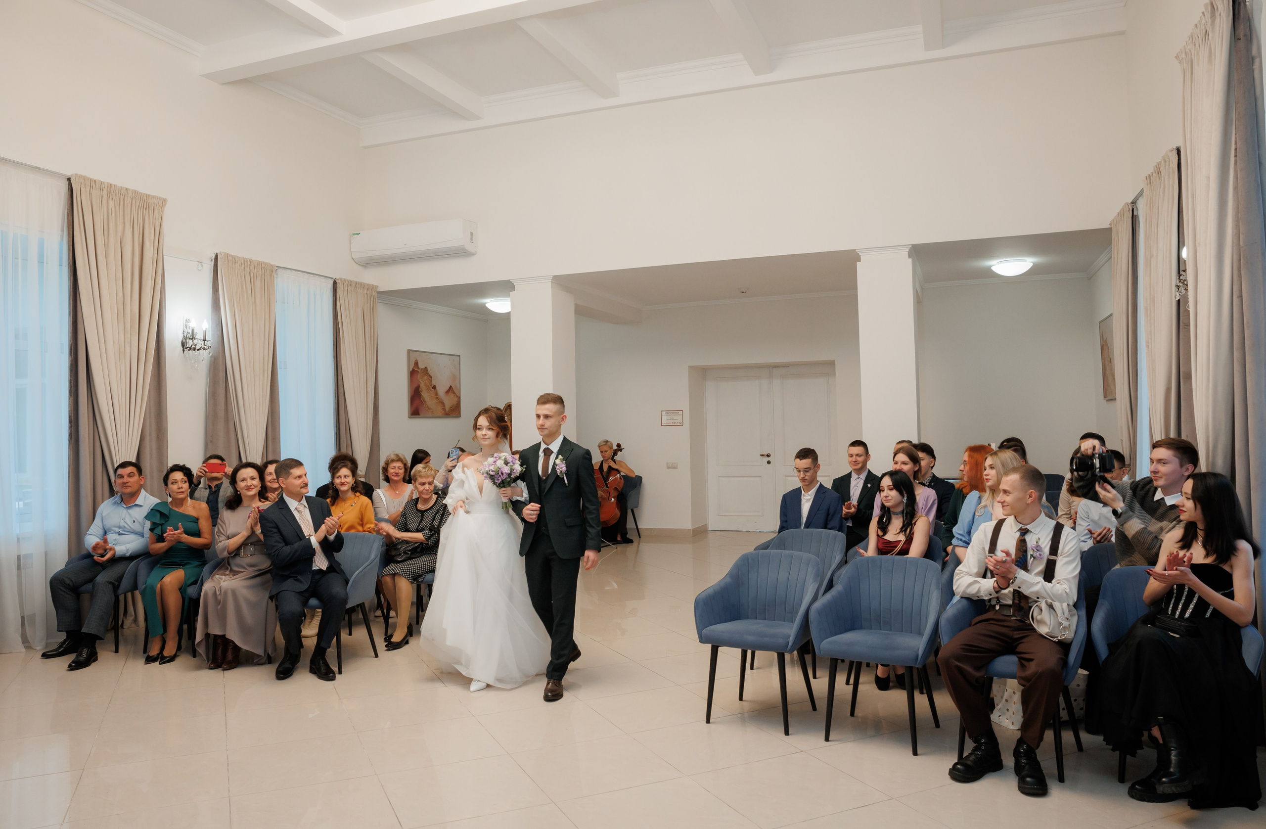 Константин и Дарья, ЗАГС ВДНХ, отель Soluxe, ресторан «Антик». Свадебный и репортажный фотограф (Москва, Королев и другие)