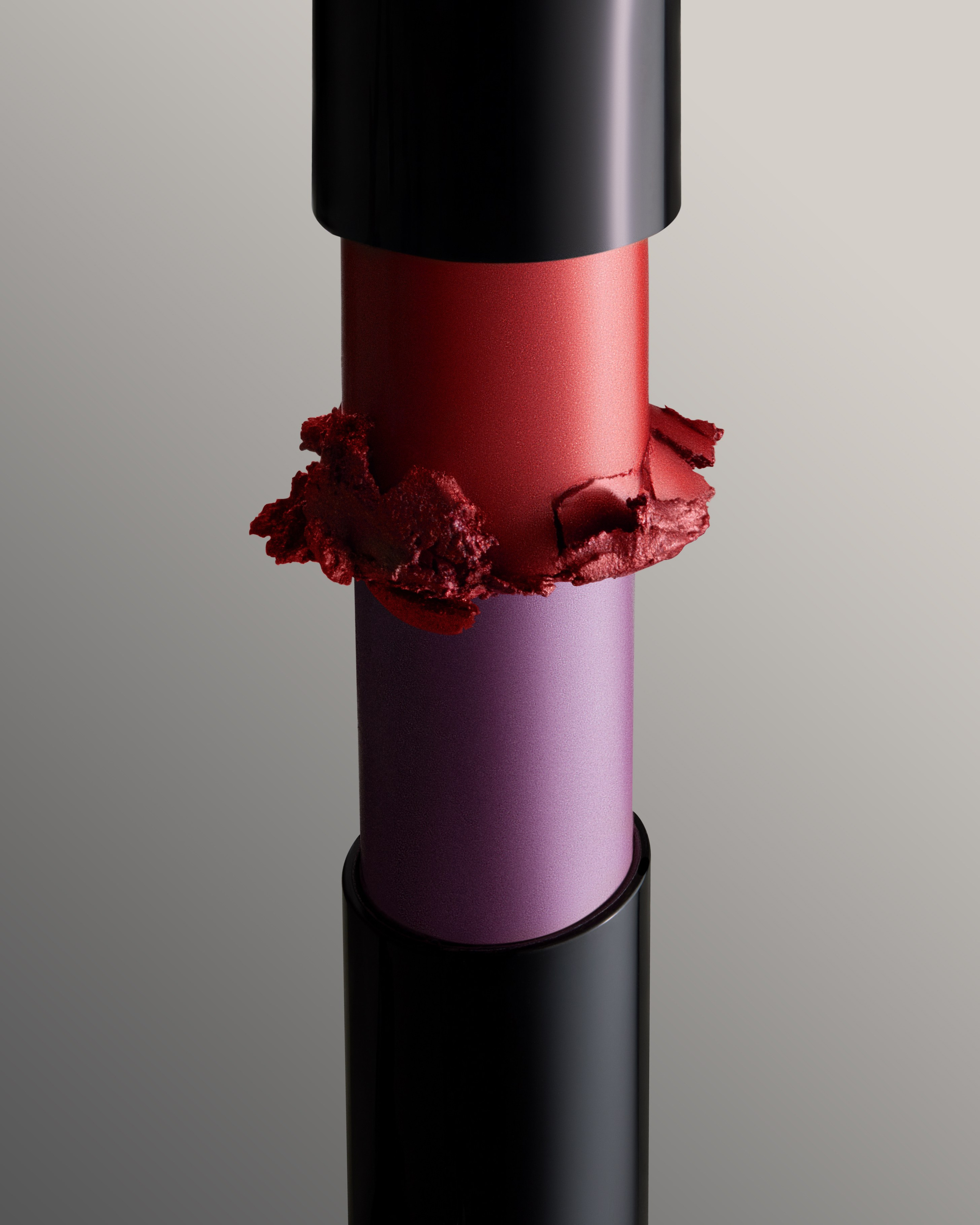 PRODUCT. RETOUCHER / Beauty / Product / Fashion / Commercial