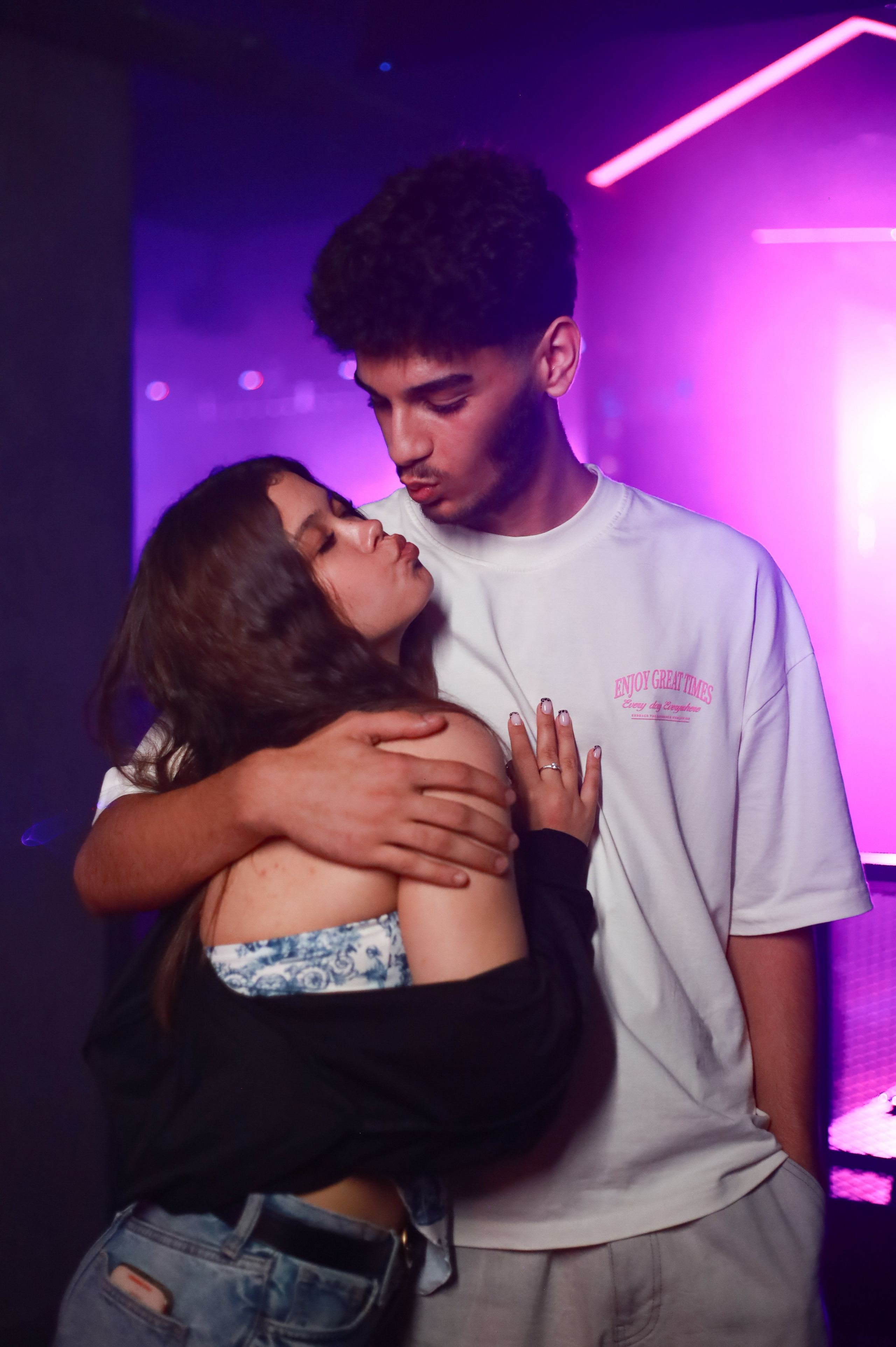 Клуб Резиденция лучшее. Контакты