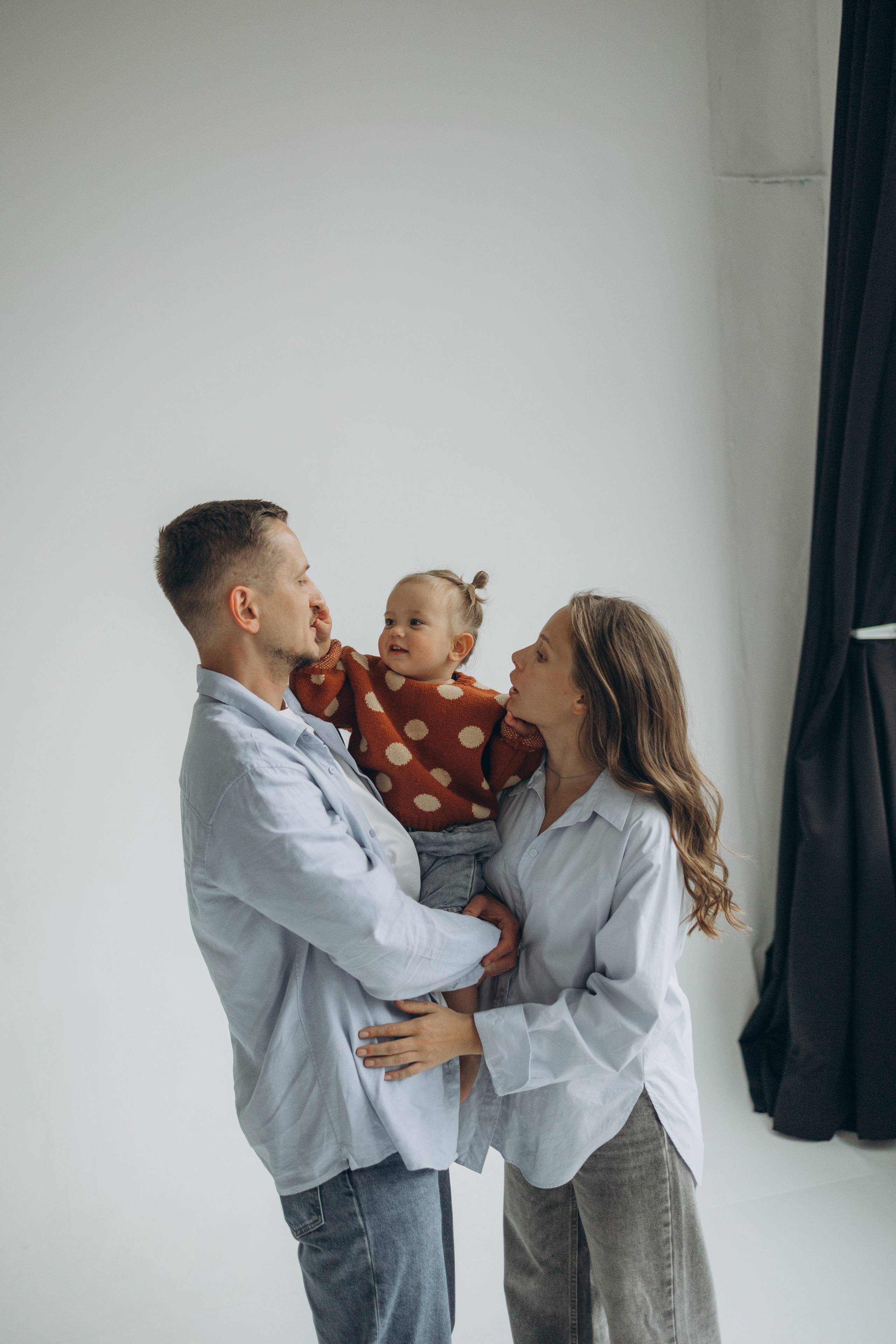 Анна, Сергей и София. Семейный фотограф в Москве Виктория Ястребинская