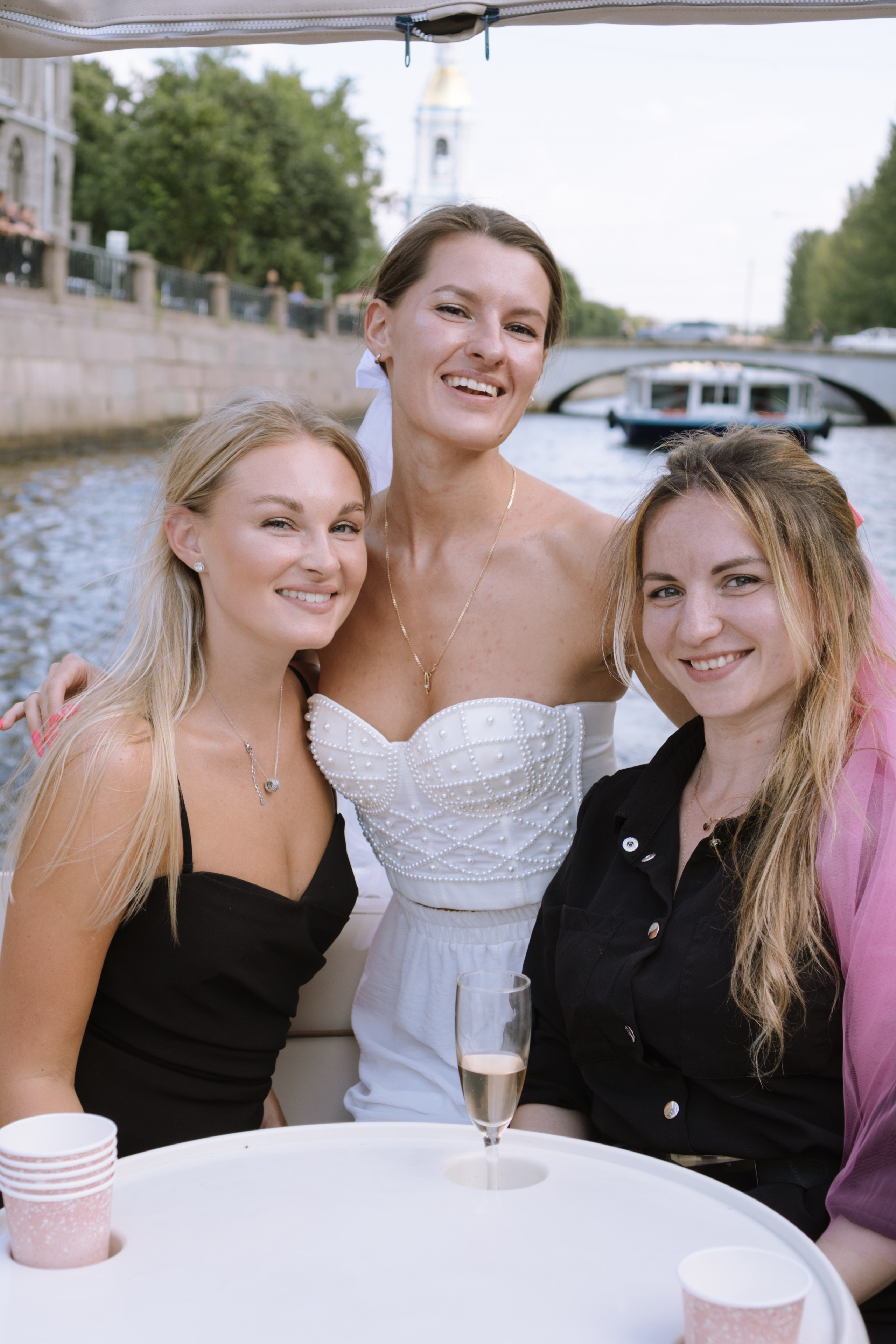 ДЕВИЧНИК НА КАТЕРЕ. Профессиональный фотограф, Санкт-Петербург — Виктория Богомолова