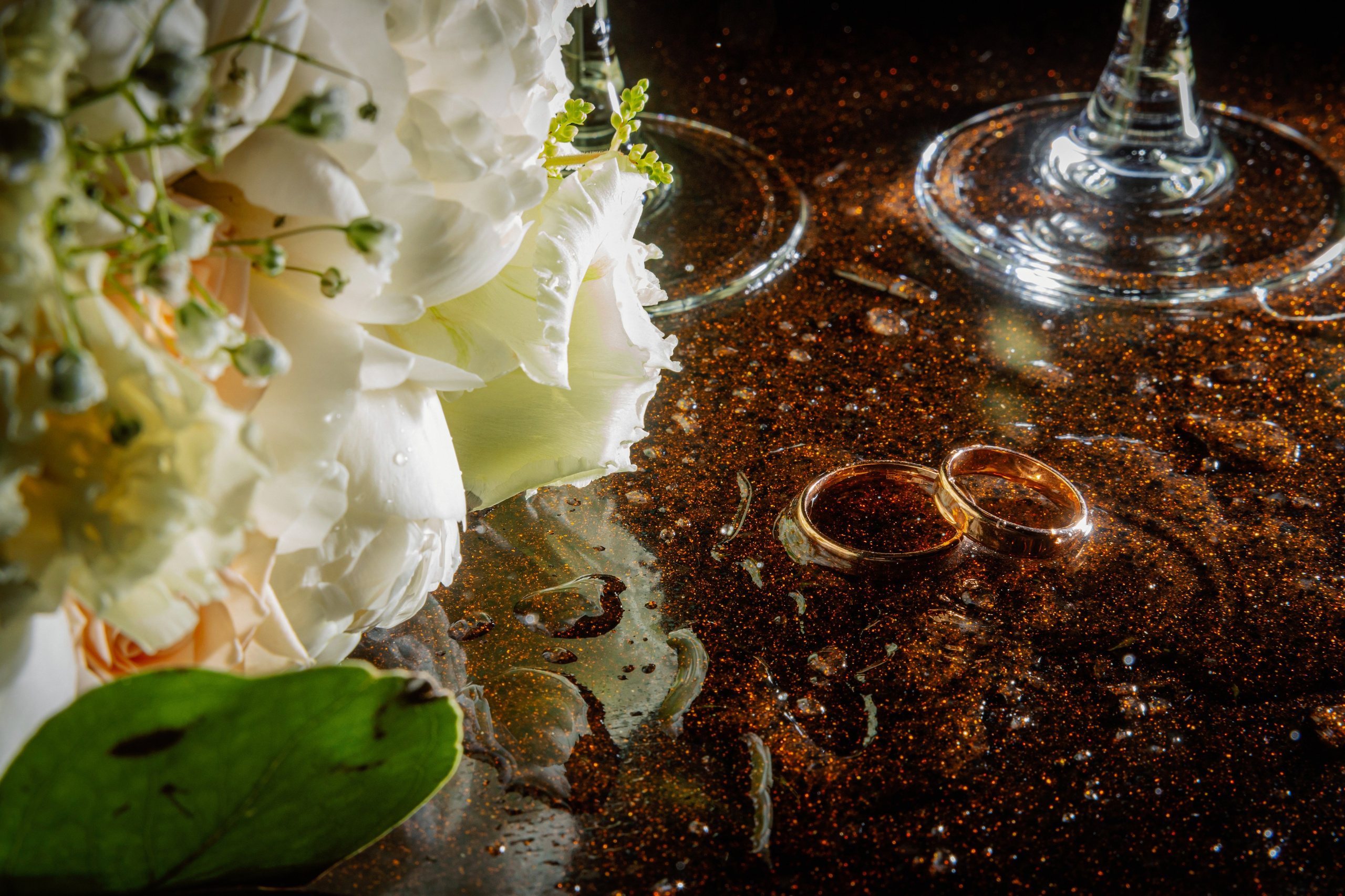 Заур и Валерия. Фотограф Петров Александр Свадьбы, Съемка в студии, Выпускные альбомы г. Балашов