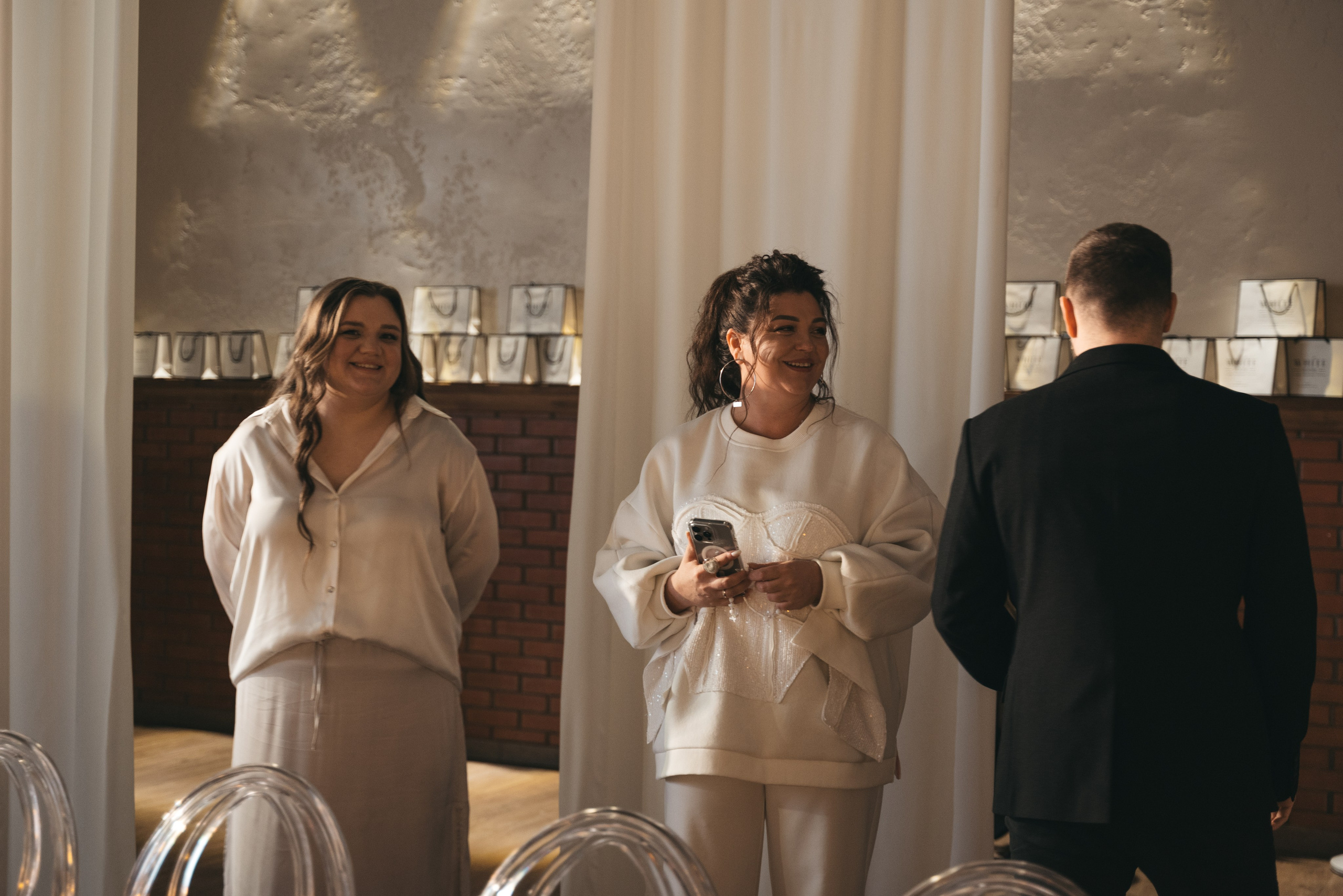 WhiteRoom Pre-wedding. Репортажный и свадебный фотограф в Сургуте