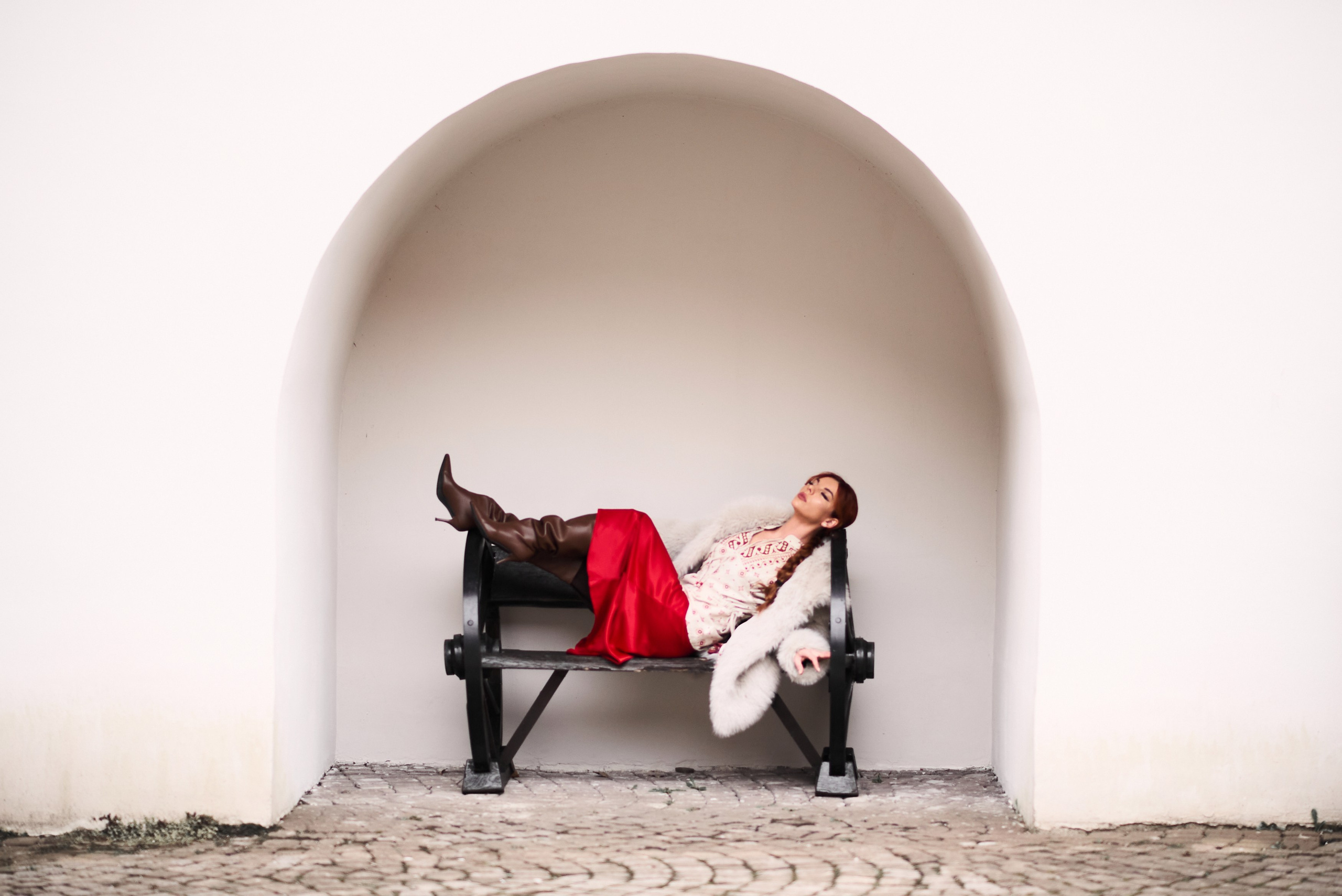 Индивидуальные фотосессии для женщин в Сочи, Адлере, Красной поляне, Розе Хутор. Фотограф для женщин и мужчин, контента для бизнеса в Сочи, Адлере, Красной поляне, Розе Хутор