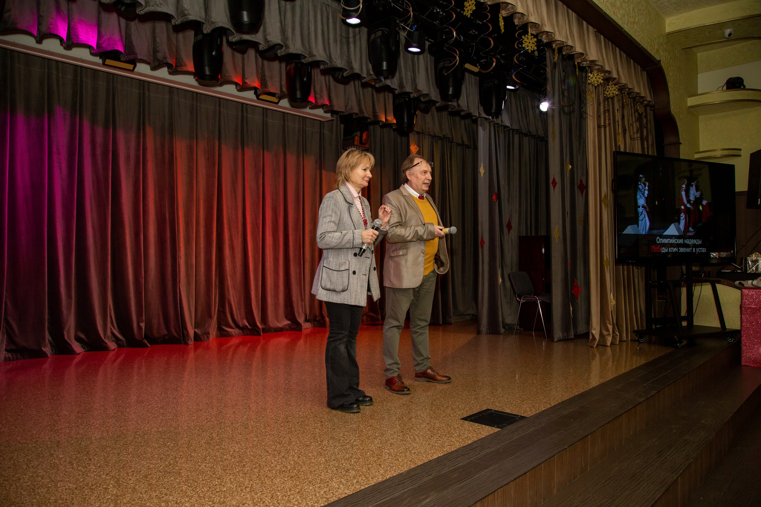 Репортажная съёмка для Домисольки на новый год. «Студия DRONAVT`s» — видеосъёмка и фотография г. Москва