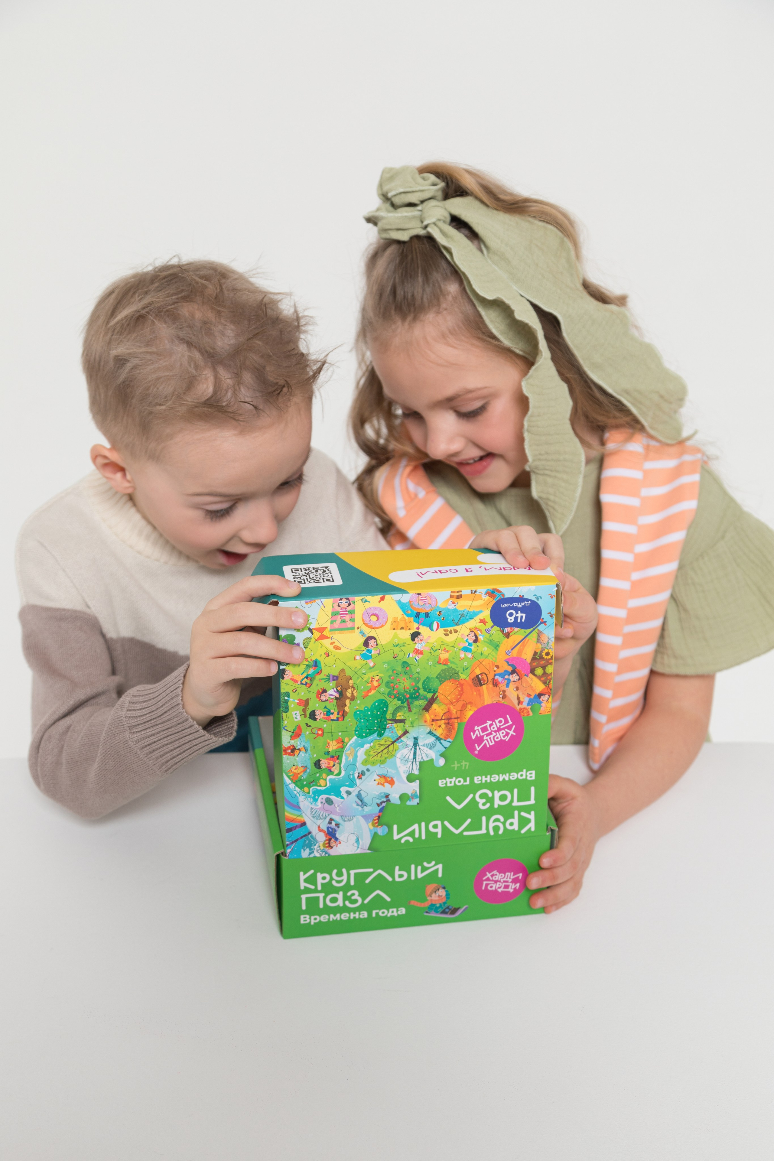Имиджевая и каталожная съёмка для бренда детских пазлов. Детский и контент фотограф Надя Волкова Санкт-Петербург