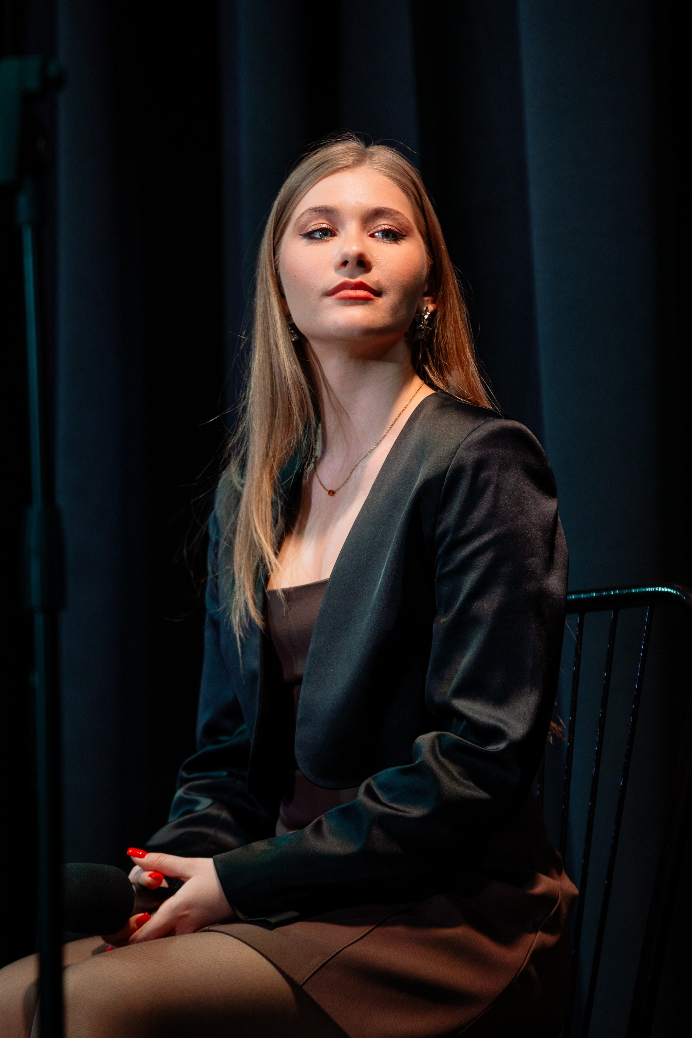 Поэтический вечер с Игорем Бушмелевым и Никой Станиславчик. Фотограф Юлия Мальцева