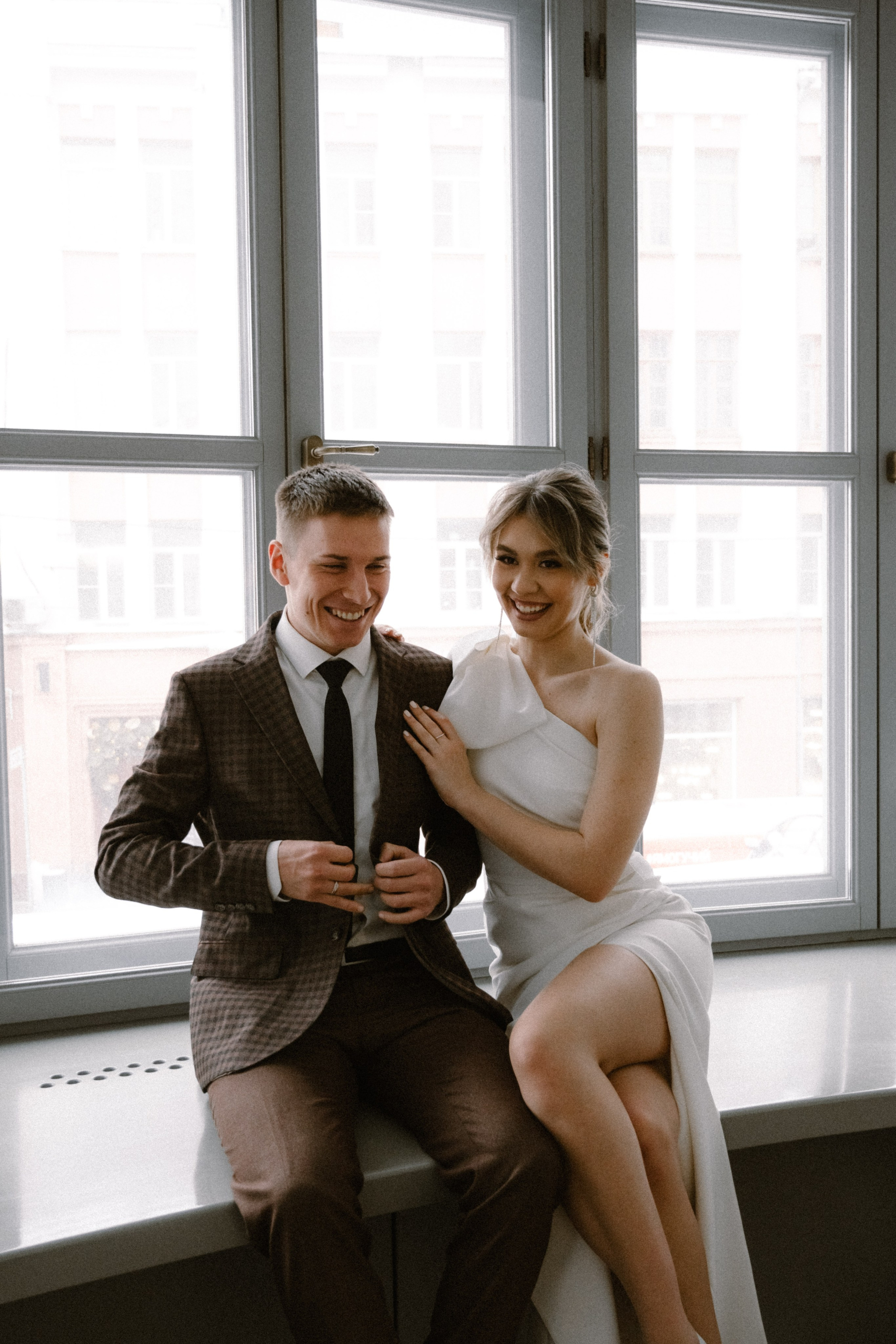 Свадебная прогулка в кинотеатре Рекорд. Свадебный фотограф Нижний Новгород Фатичев Артем