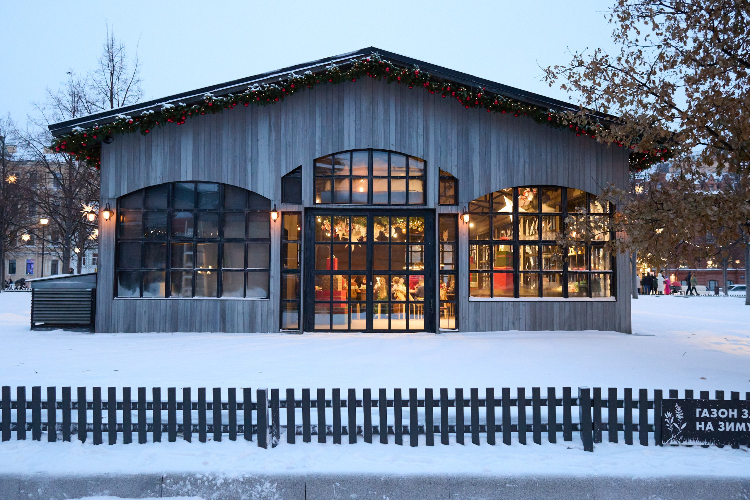 Рождество въ Санктъ-Петербургѣ. Фотографъ Сергѣевъ. Поймать мгновеніе
