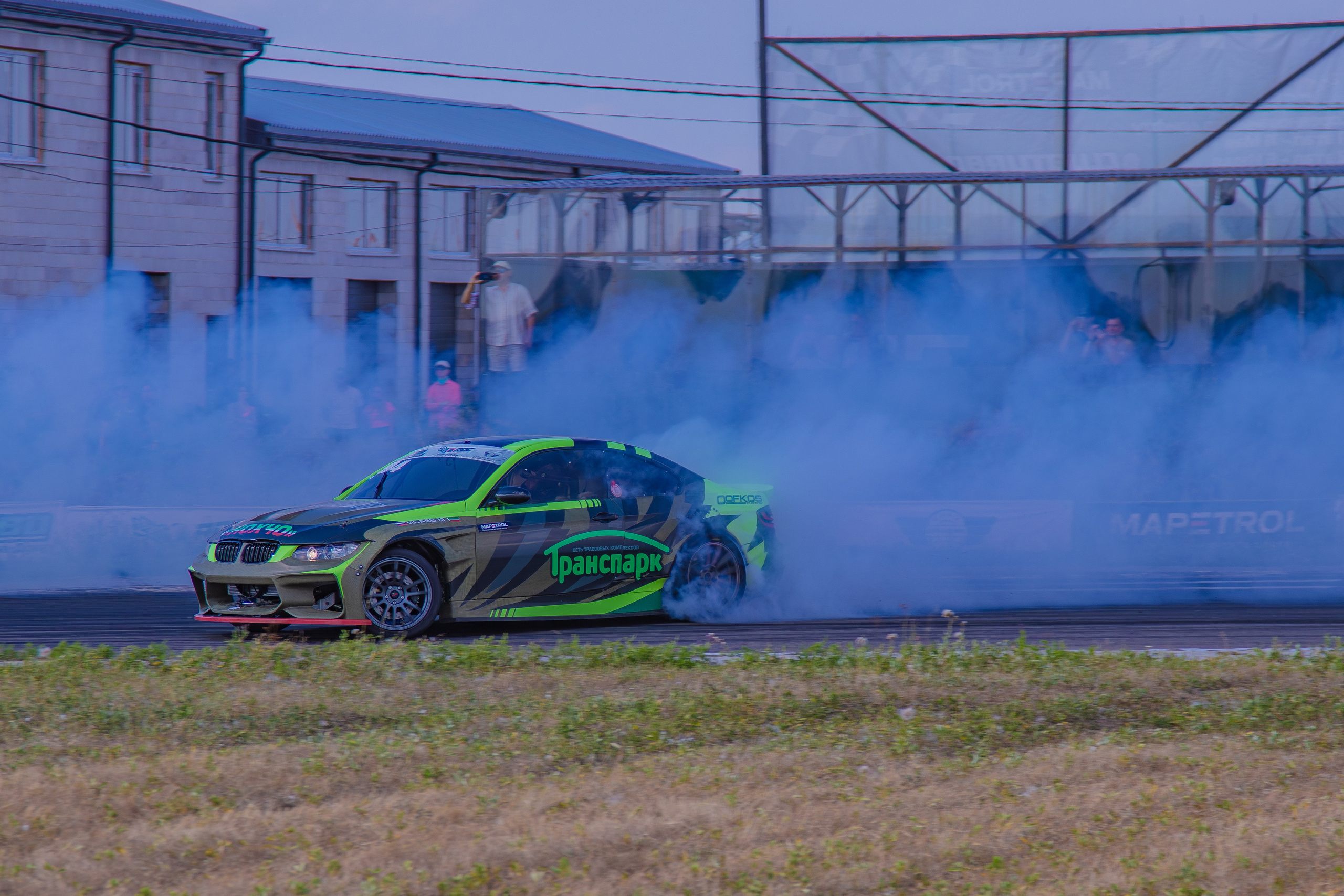 Фотосъёмка профессионального дрифта в Ростов-на-Дону. Портретный фотограф в Ростове-на-Дону Антон Казарин