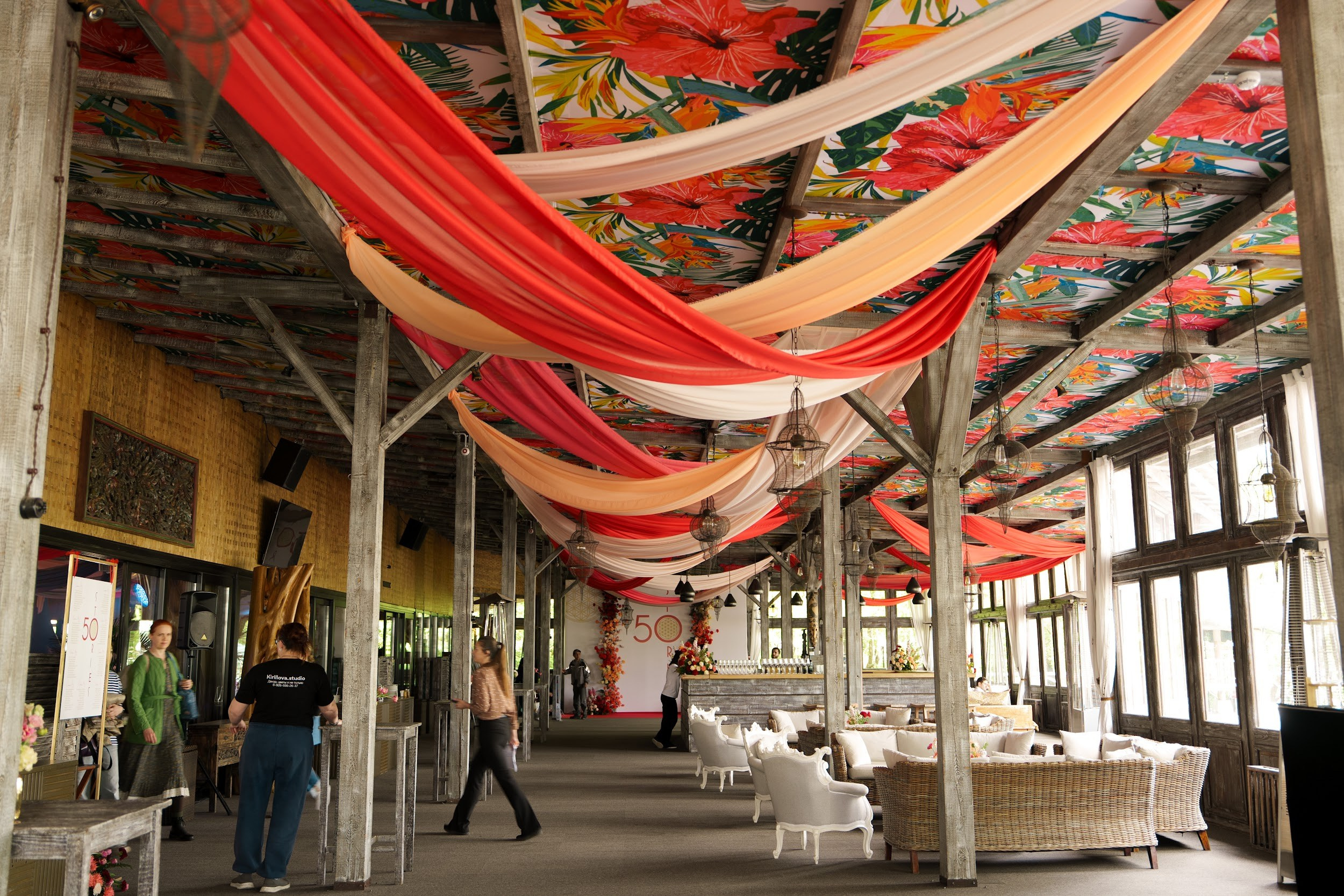 Soho country club. Kirillova Studio — мастерская декора и событий Юли Кирилловой