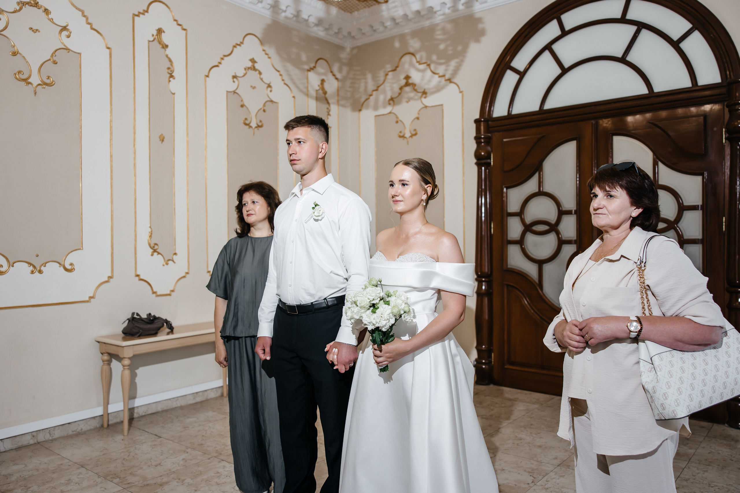 Анонс свадьбы Юлии и Игоря. Городская лавстори в Севастополе. Свадебный фотограф в Крыму и Севастополе Ольга Баскакова