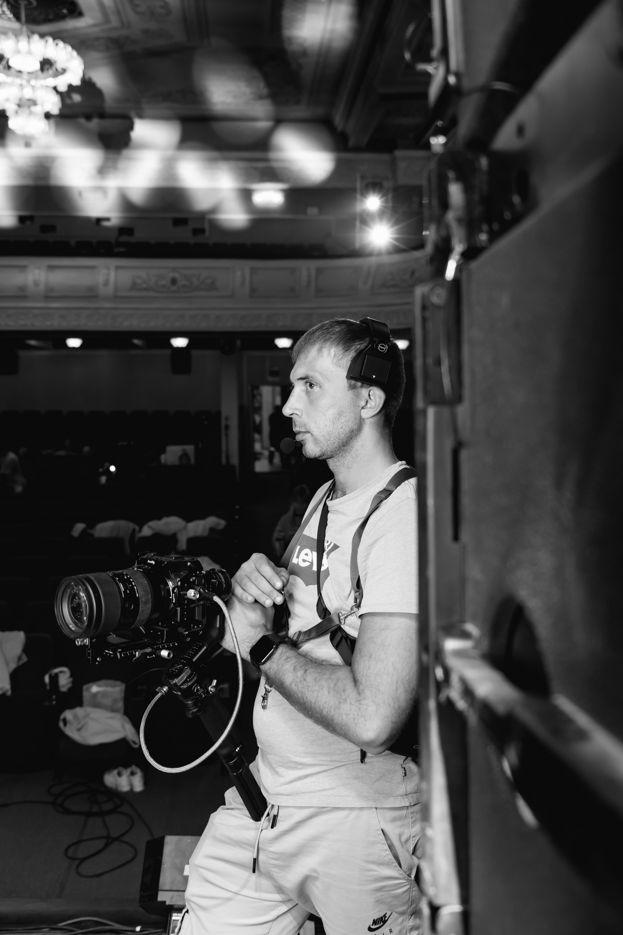 Backstage. Занимаюсь профессиональной фотографией и живу рядом с Байкалом. Работаю в разных жанрах