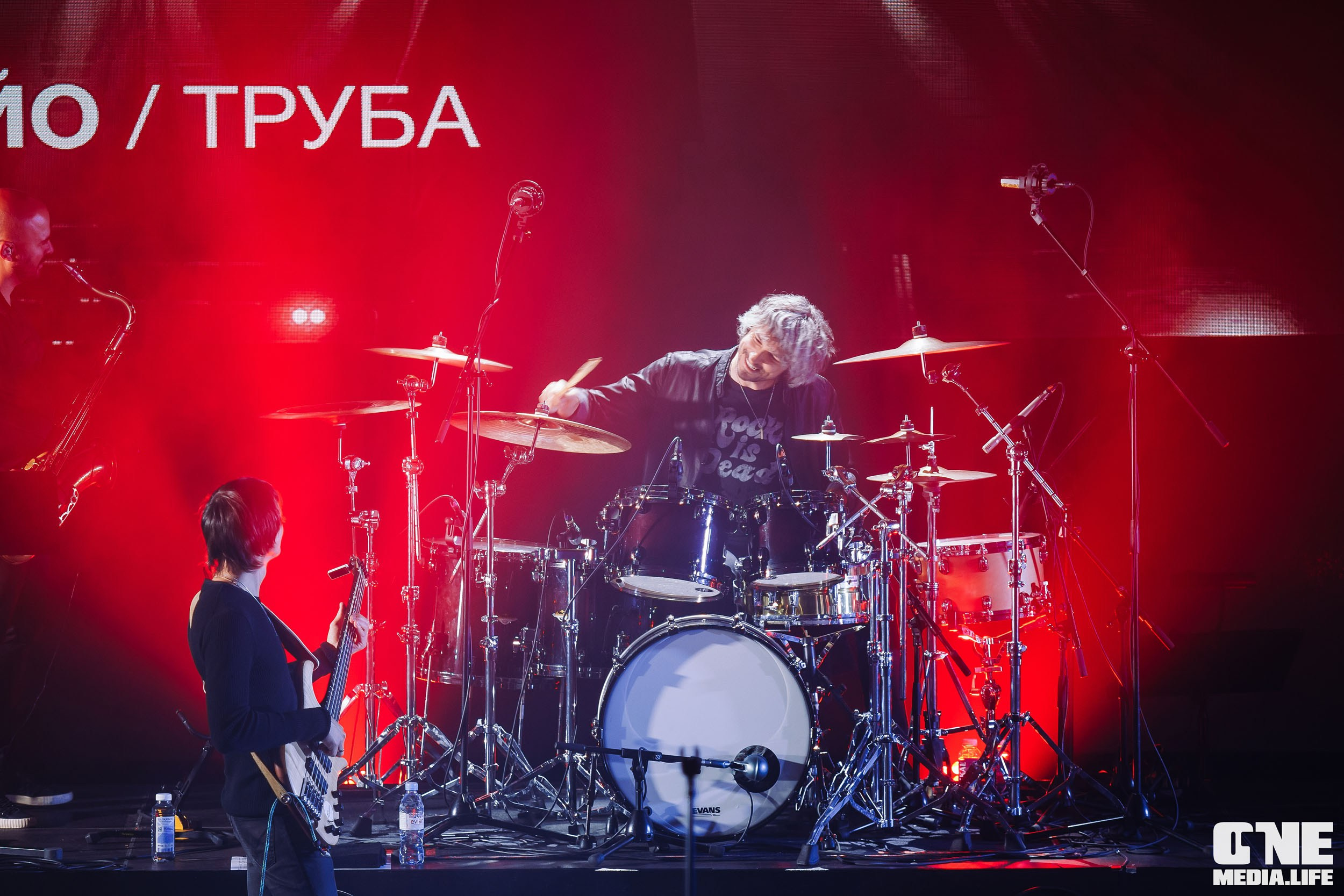 Фоторепортаж с концерта Эмина в Янтарь Холле. One Media Life: фоторепортажи, фотоотчеты с мероприятий и заведений