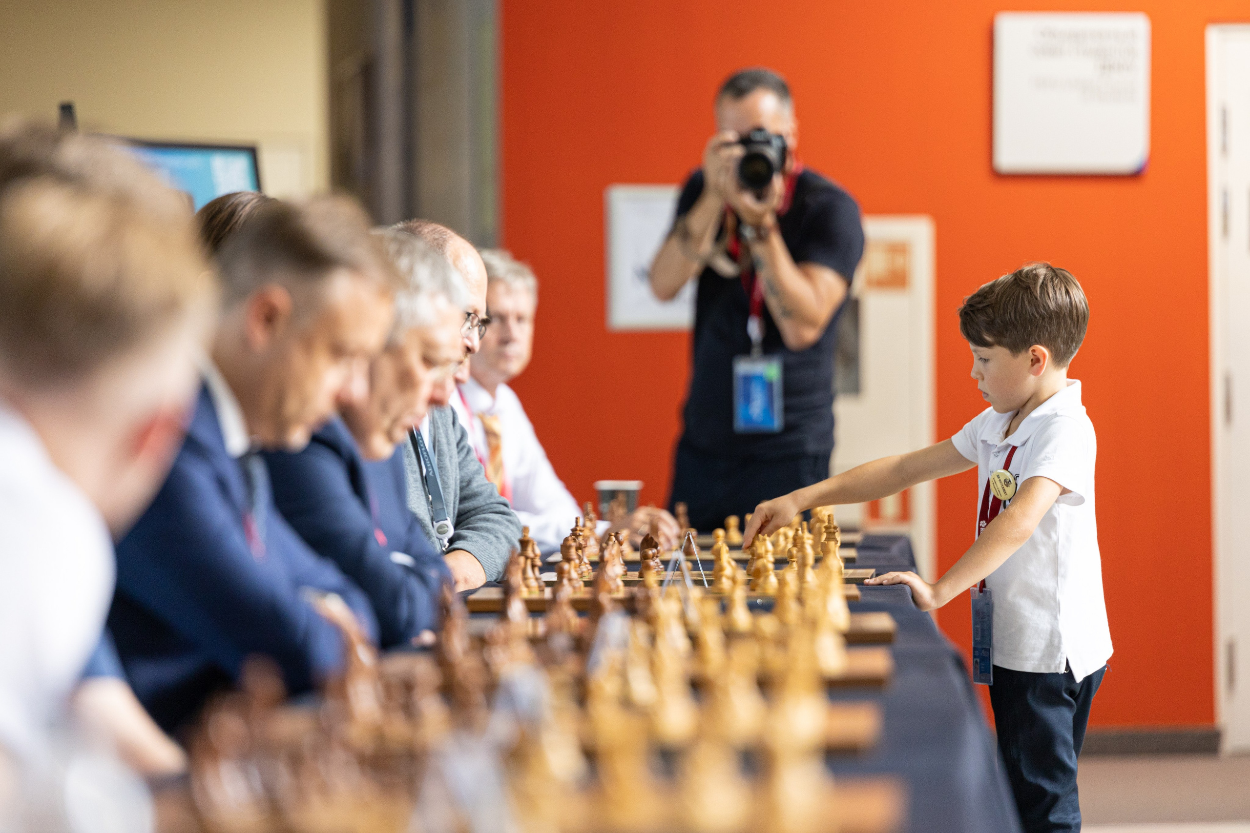 ВЭФ 2025. Олег Катакинов| Репортажный фотограф в городе у моря (Владивосток)