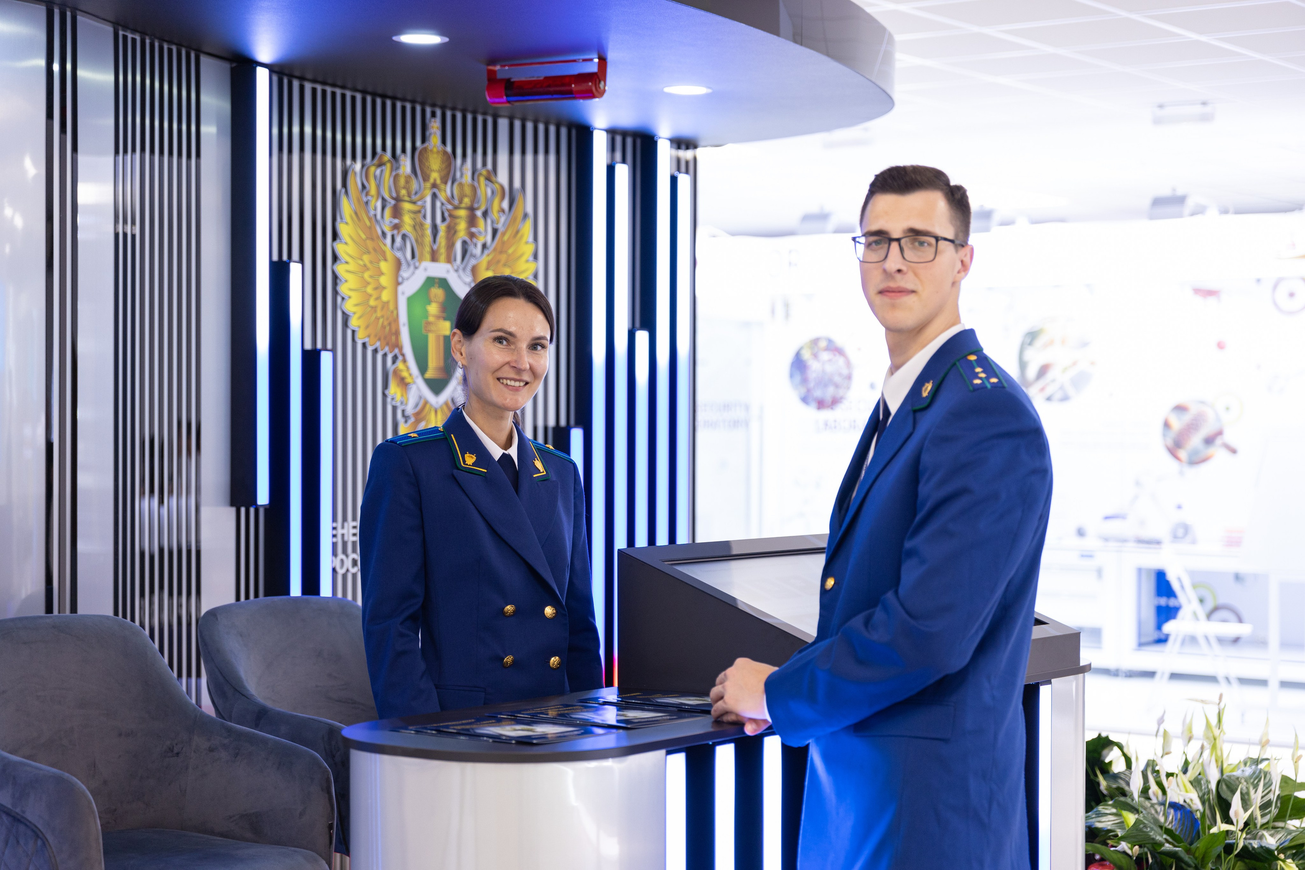 ВЭФ 2025. Олег Катакинов| Репортажный фотограф в городе у моря (Владивосток)