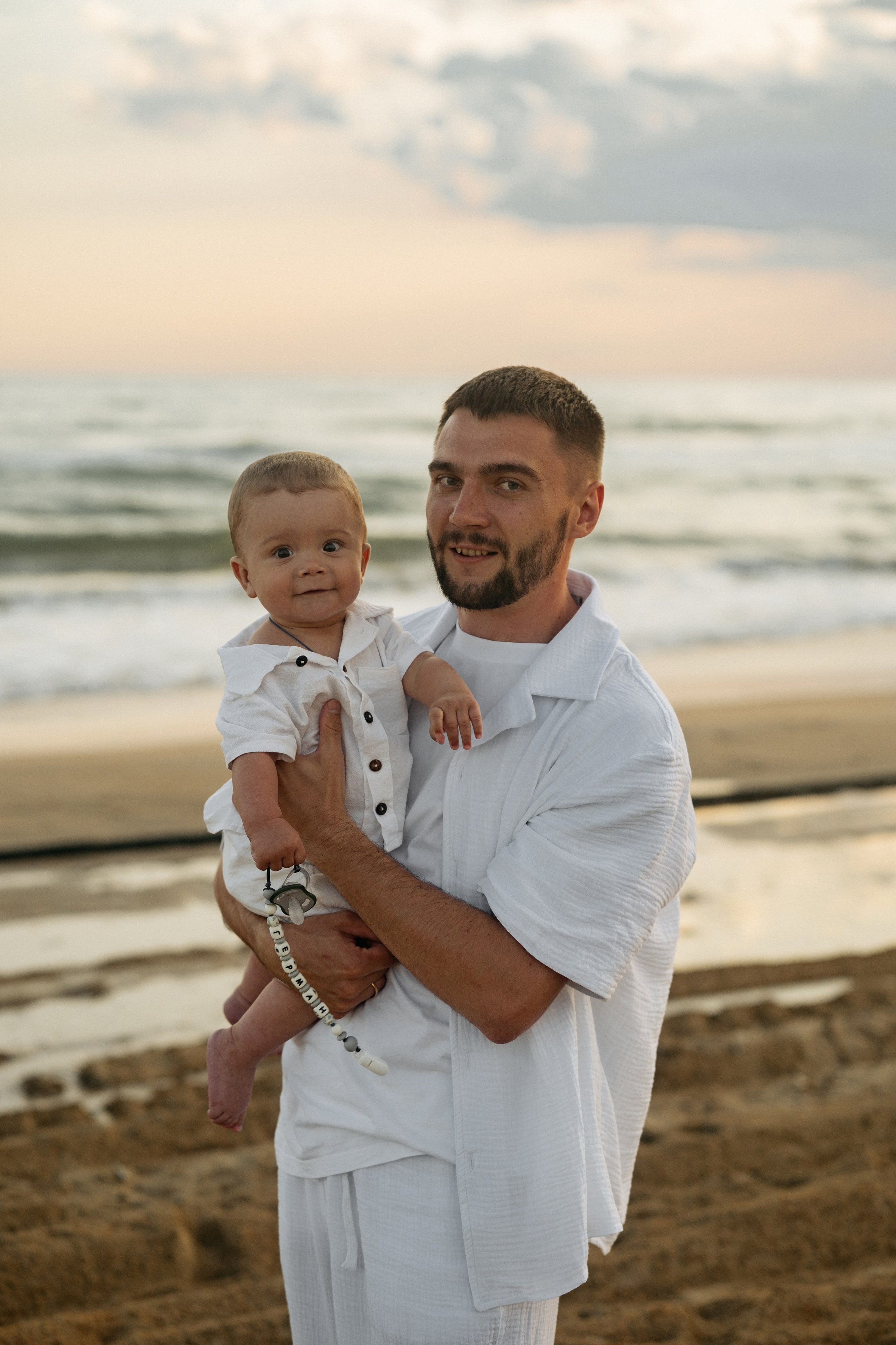  Семейный фотоальбом на фоне виноградников Абрау-Дюрсо