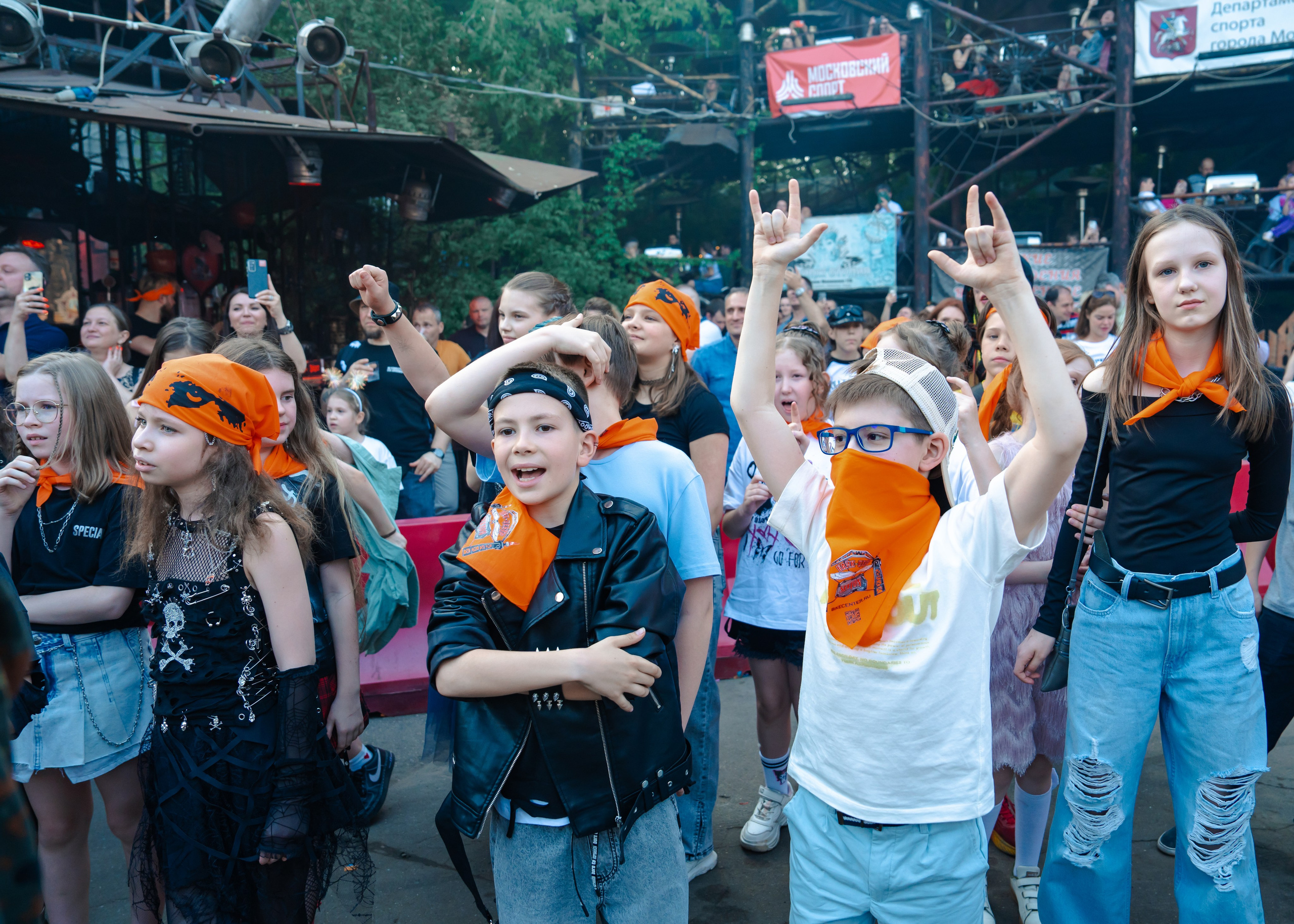 Выпускной Байк Центр «Ночные волки». Крамер Юлиана детский и семейный фотограф