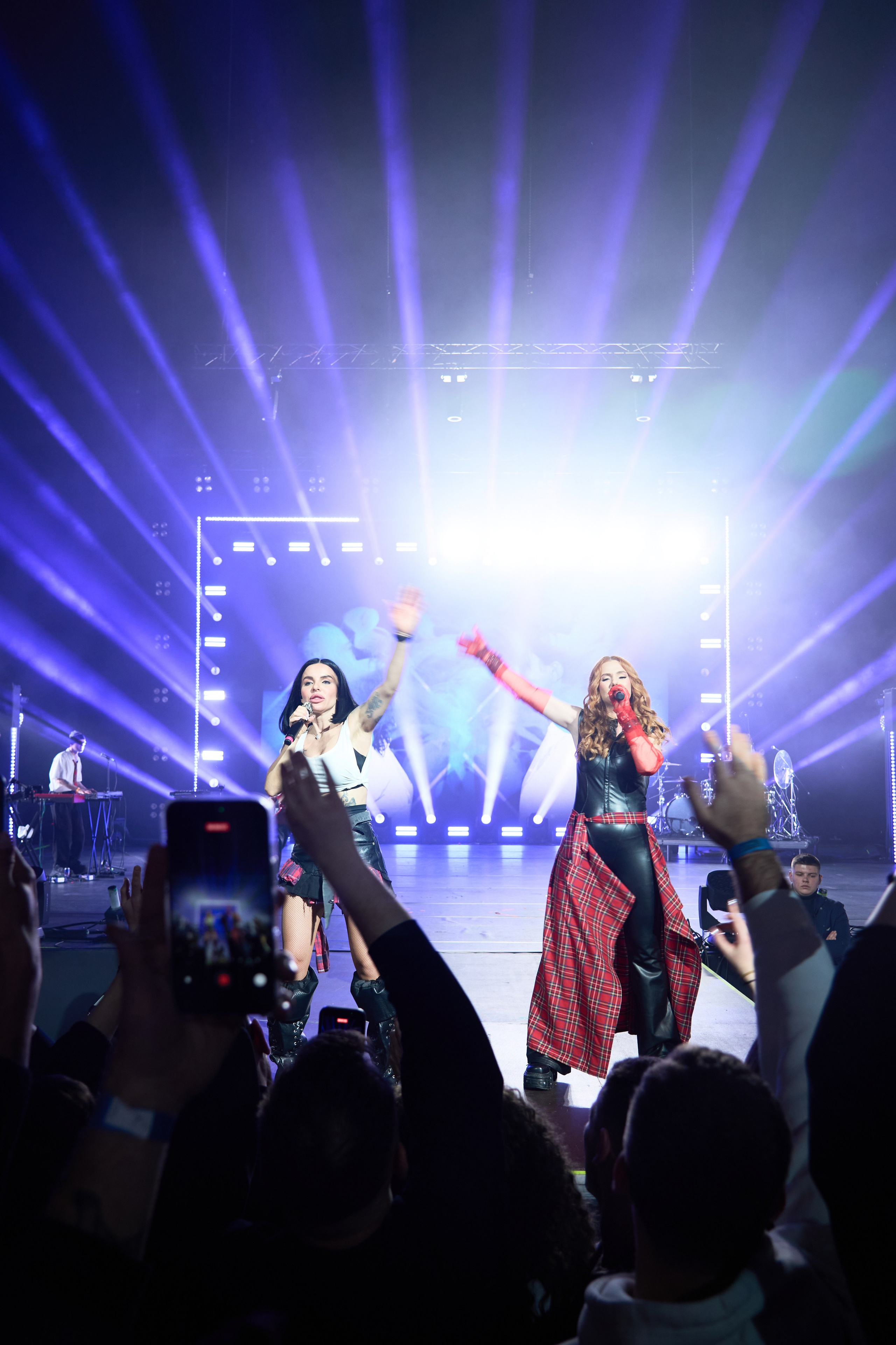 T.a.t.u. Репортажный фотограф мероприятий и концертов в Екатеринбурге