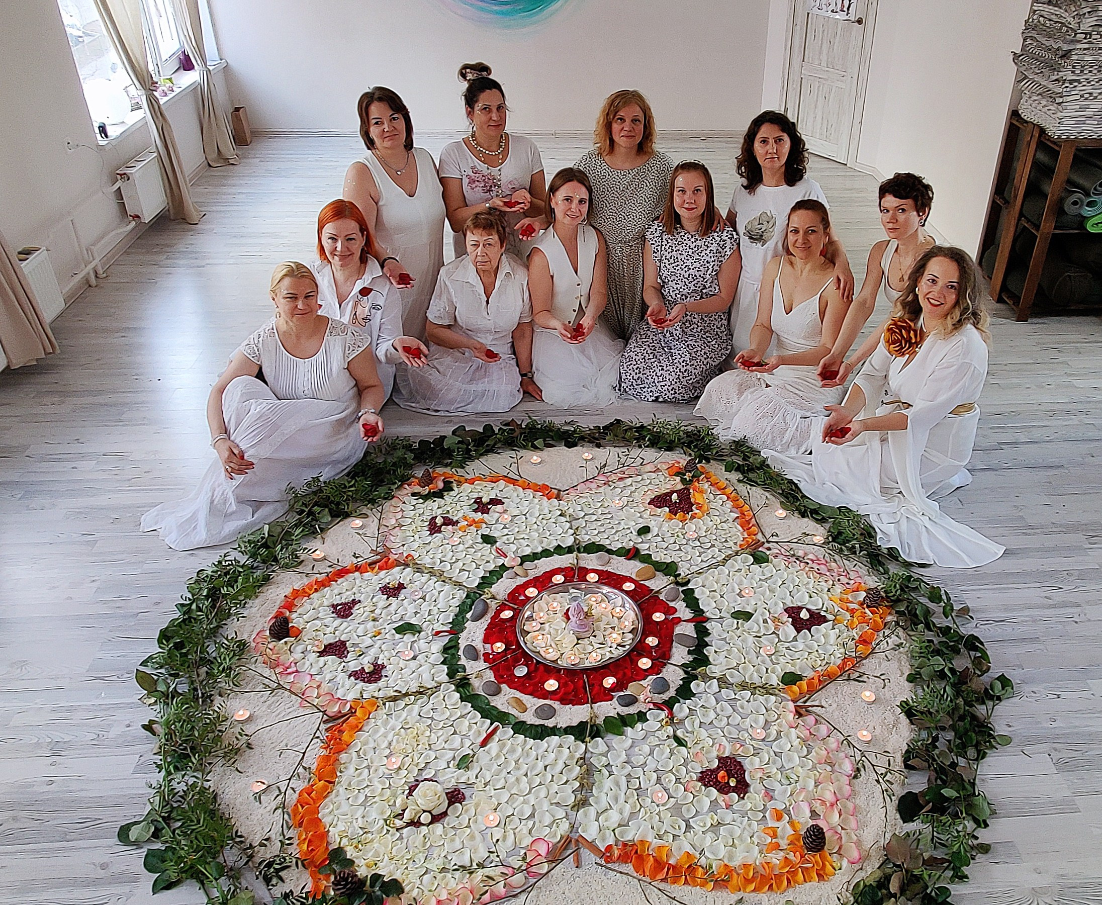 Фотограф женских кругов, ретритов, встреч и практик