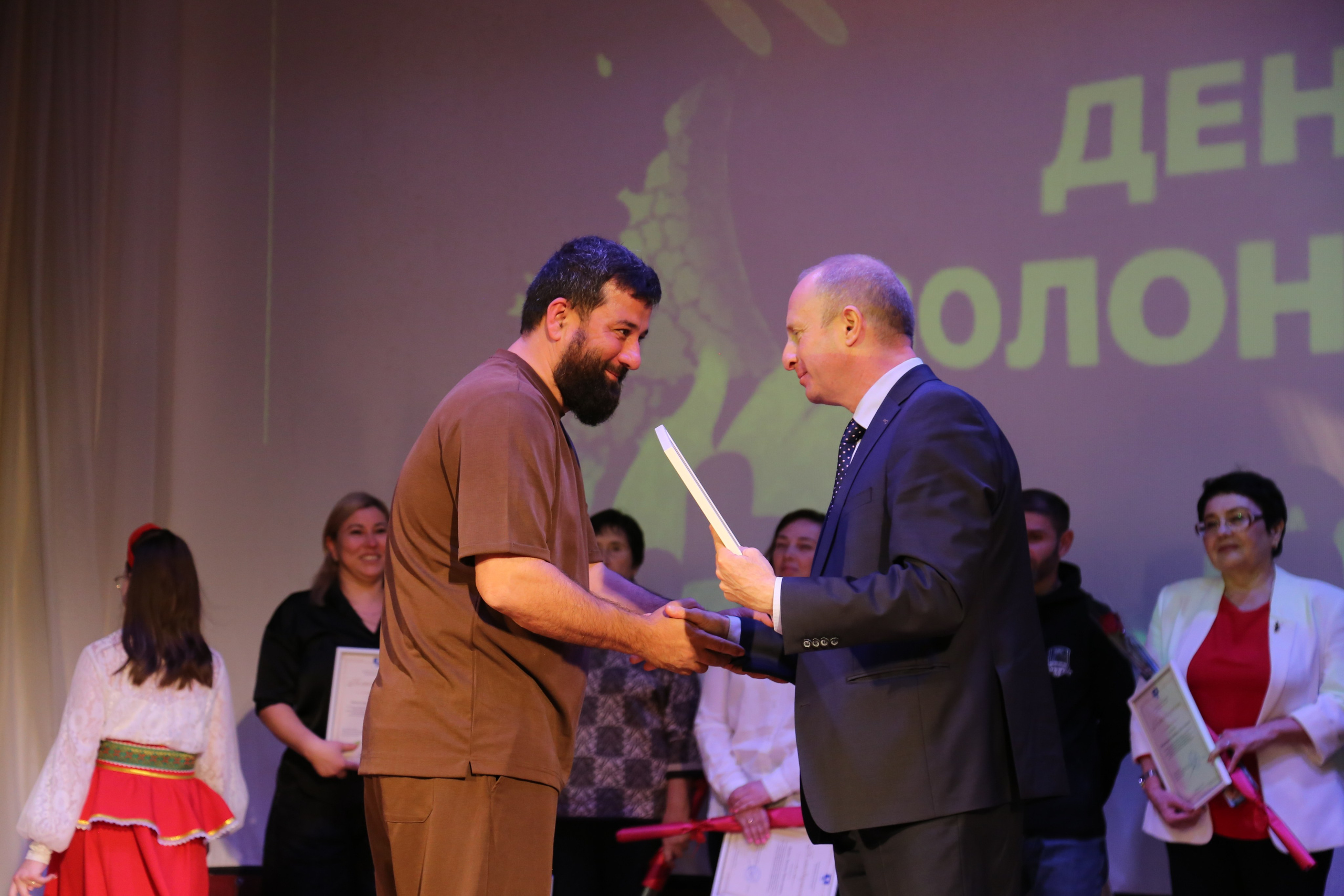 День Волонтёра. Жизнь курорта Кабардинка в фотографиях