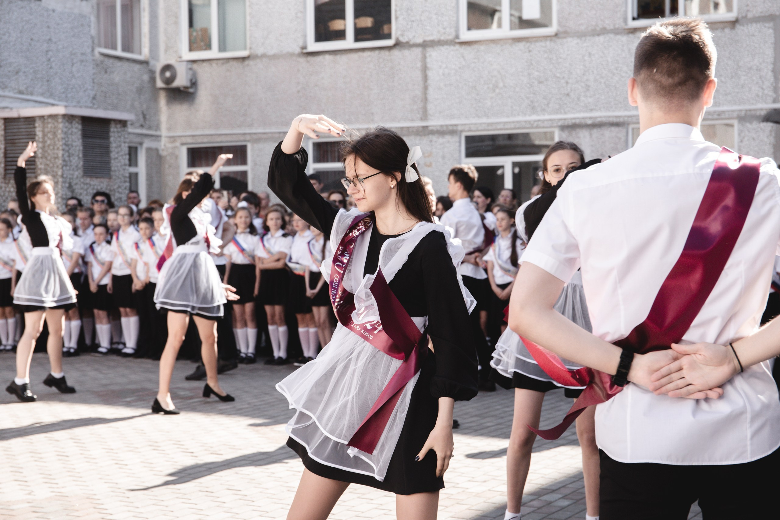 11 класс 33 школа. Выпускные альбомы Натальи Бутко: Новороссийск, Анапа, Геленджик