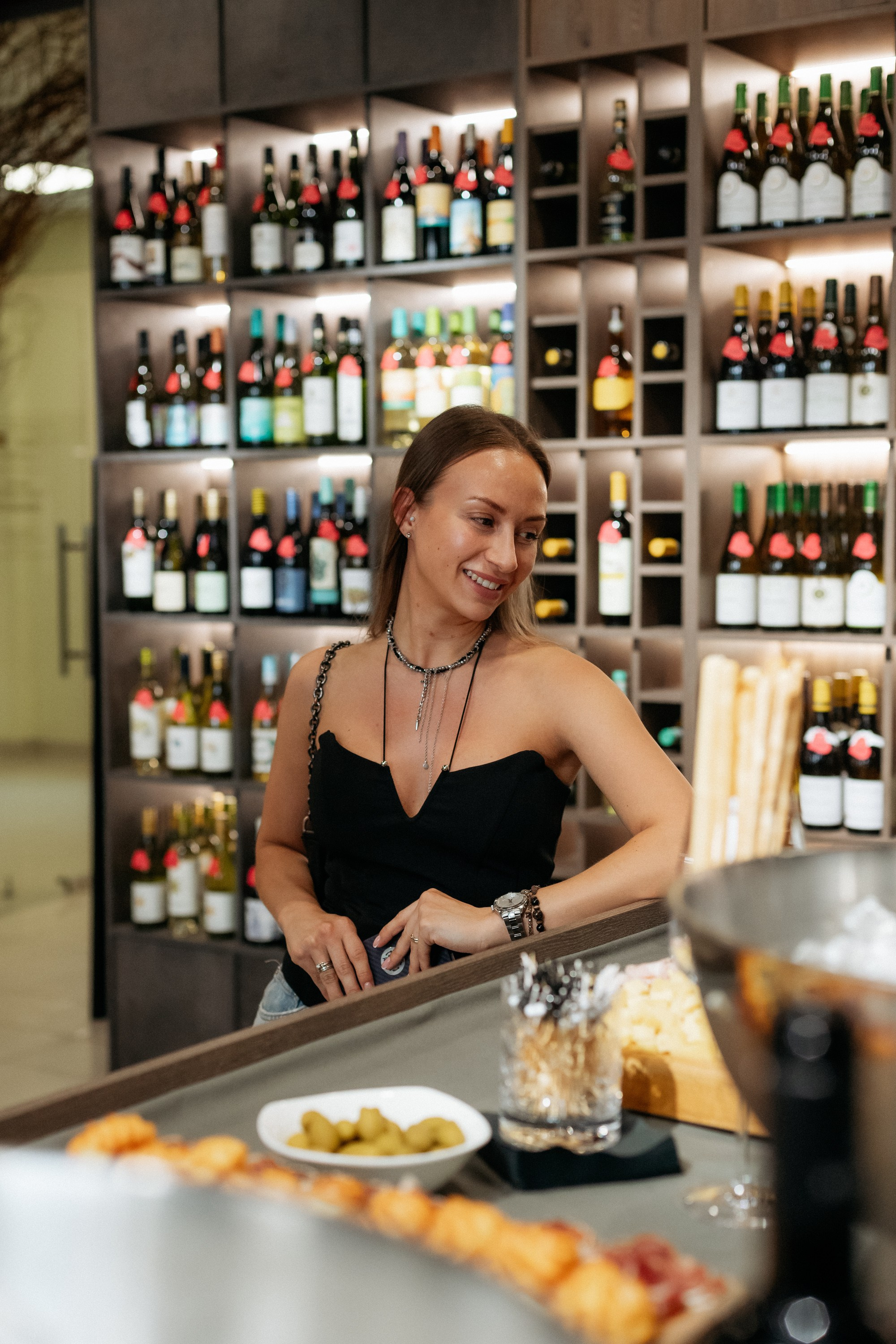 BY SIMPLE ВИНОТЕКА — ОТКРЫТИЕ. СВОИ. ФОТООТЧЕТЫ-СОБЫТИЯ-МЕСТА