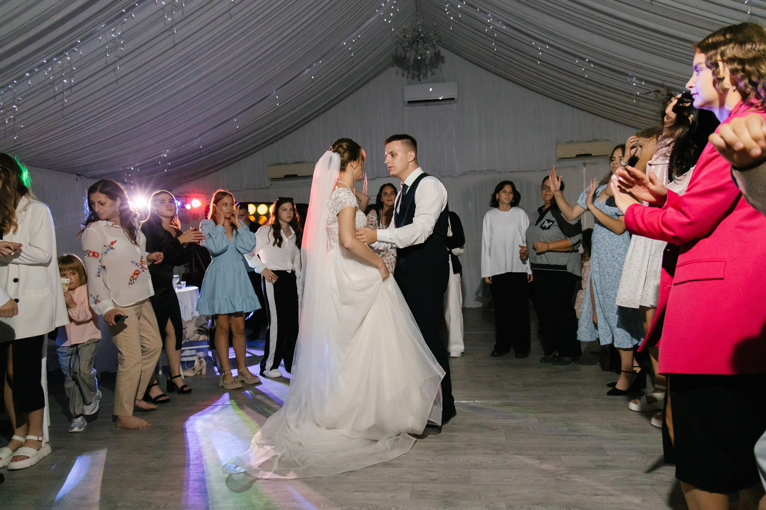 Ксения и Антон (полный день). Фотограф в Барнауле Юлия Садвокасова