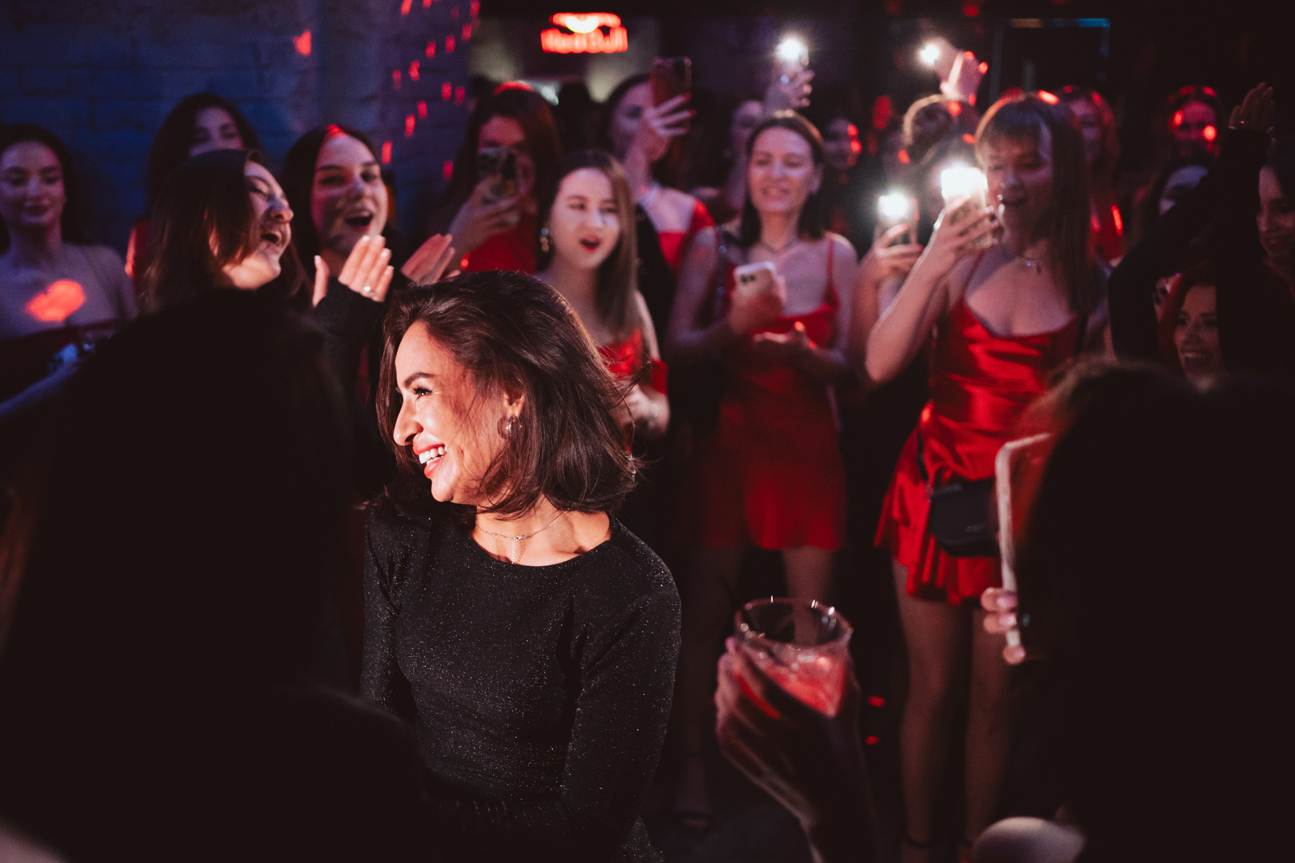 SO STRIP // Woman's moment. Репортажный фотограф в Казани Виктория Трунова