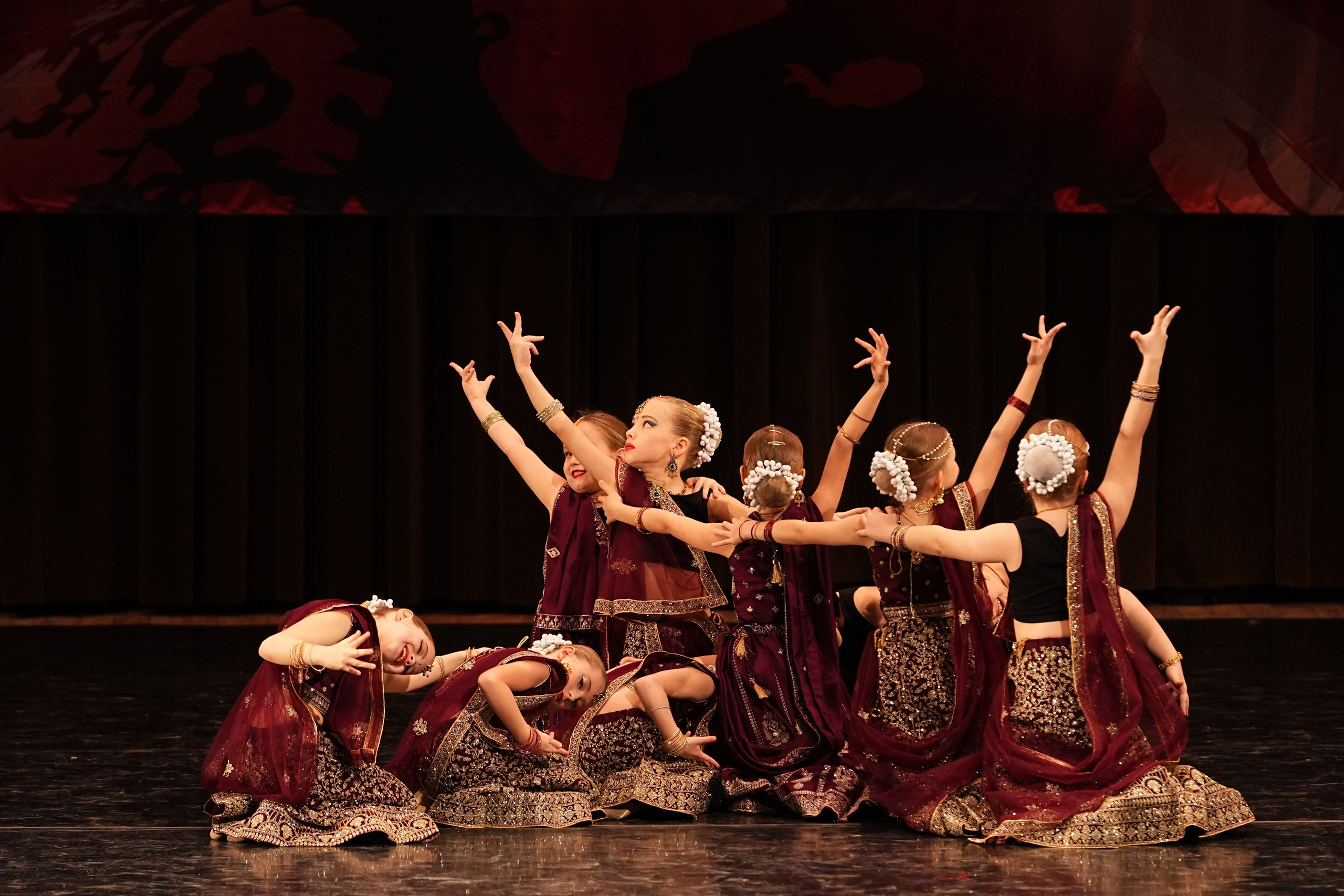 7 декабря, блок 1, г. Москва. Золотое яблочко