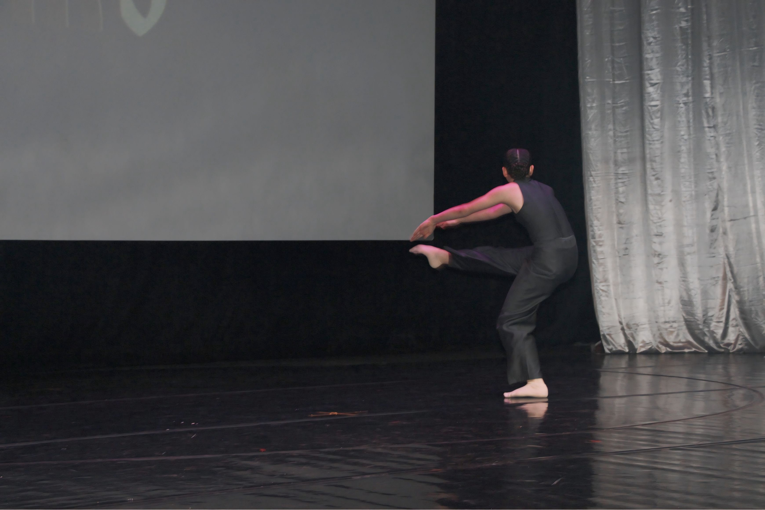 26 апреля, г. Астрахань. Золотое яблочко