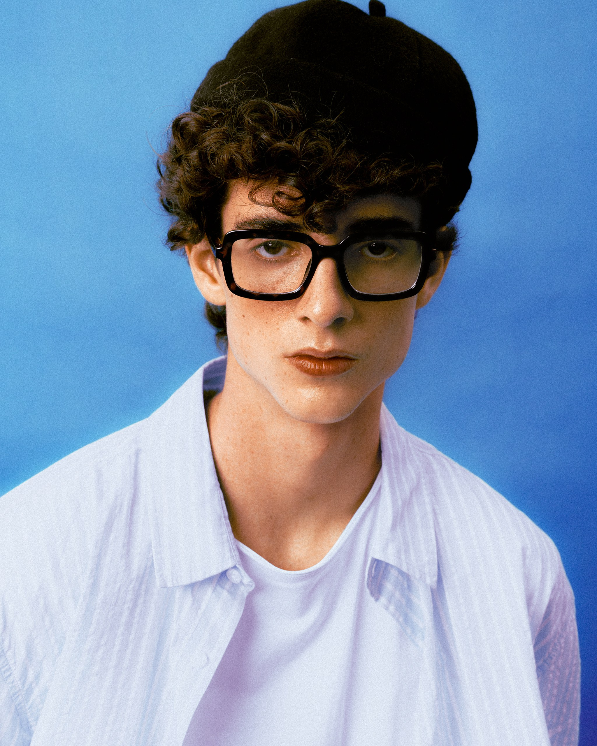 THE S E A Ph/Prod @zuzuuziee Stylist @grishaarishaa Muah @molligan_style Model Agency @modus_vivendis Model @ilyshabelyaev