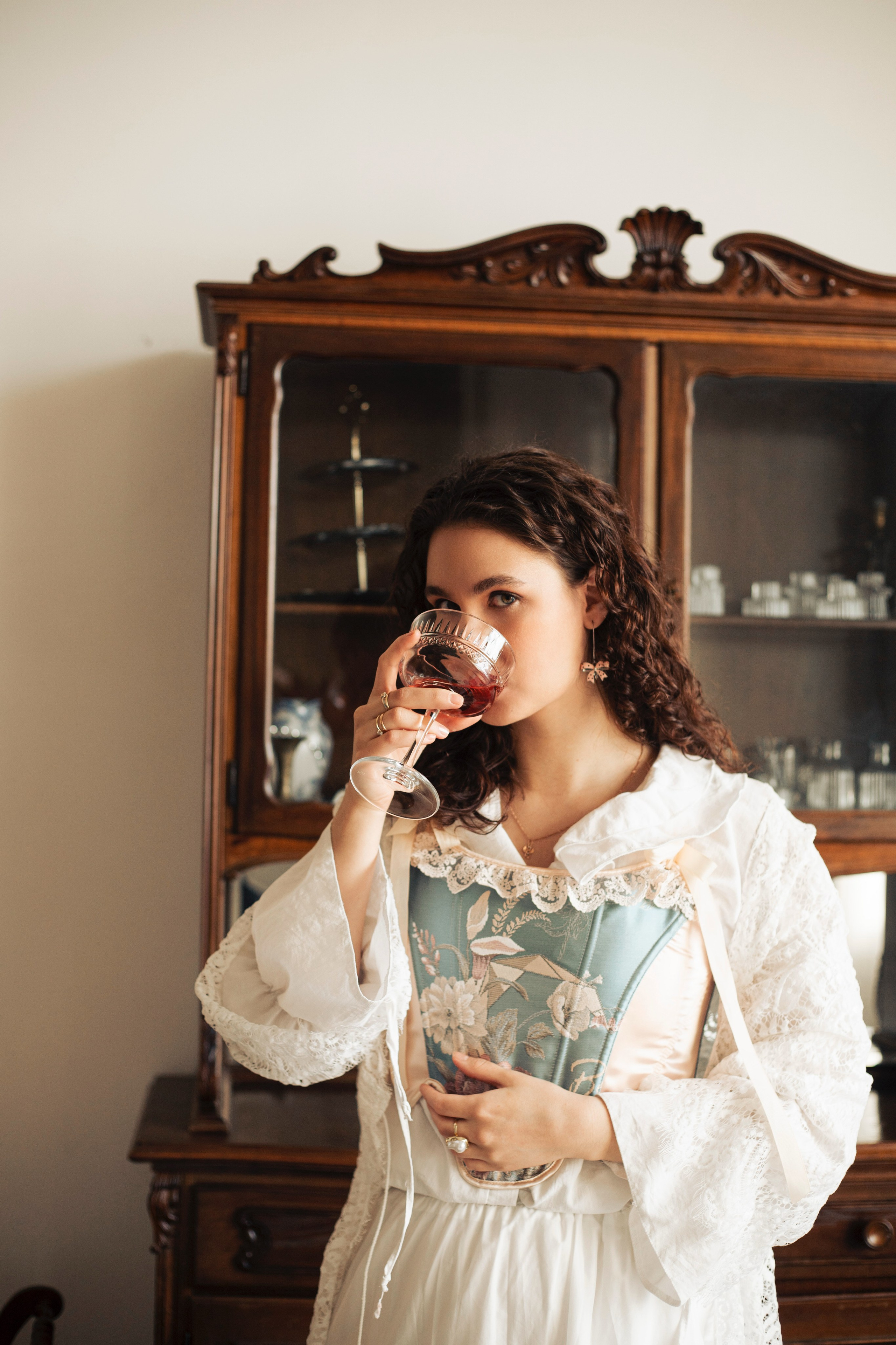 ЖЕНСКИЕ ПОРТРЕТЫ