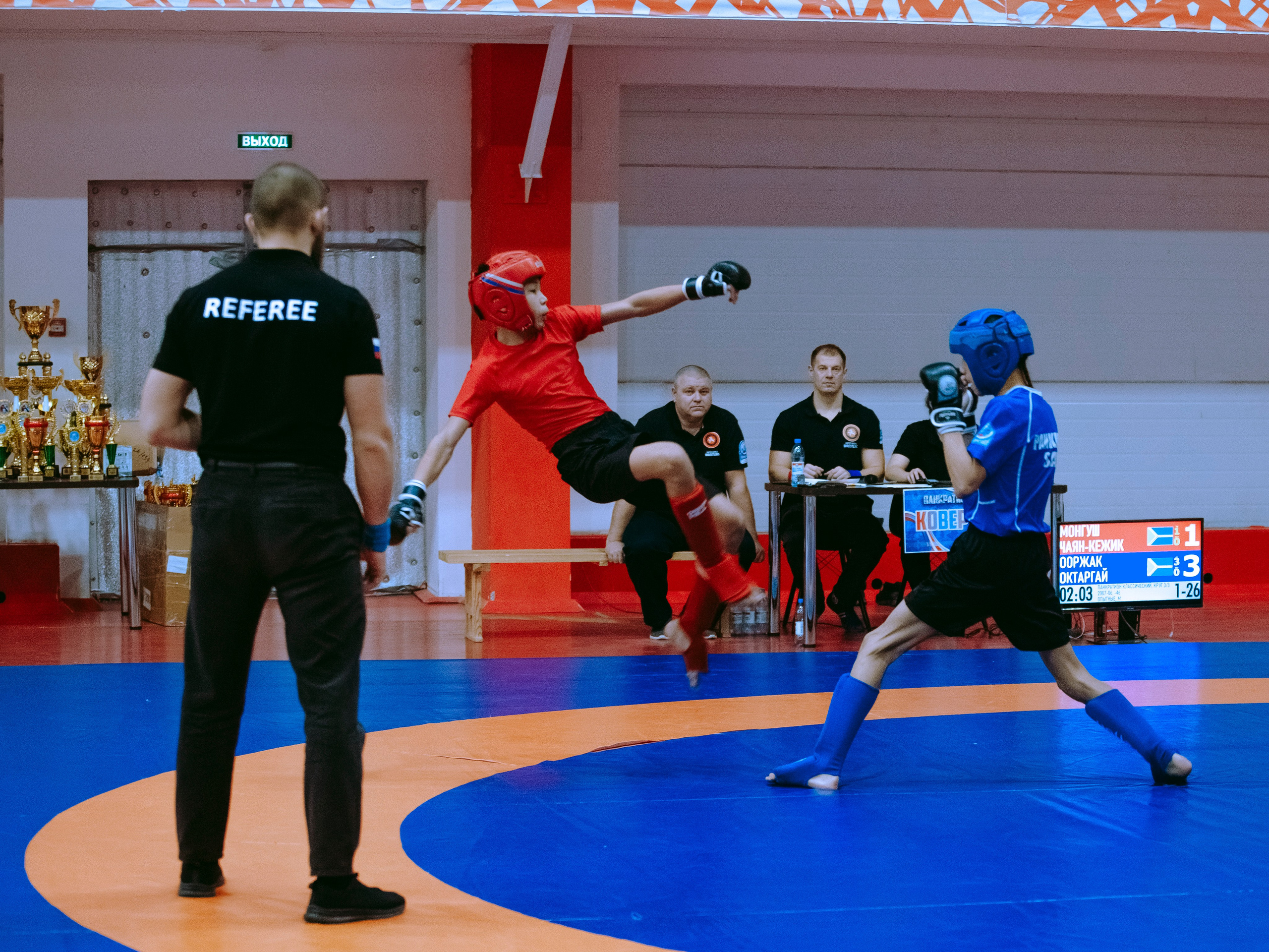 Кубок России по спортивной борьбе панкратион `23. Портретный фотограф в Москве Дарья Цезария