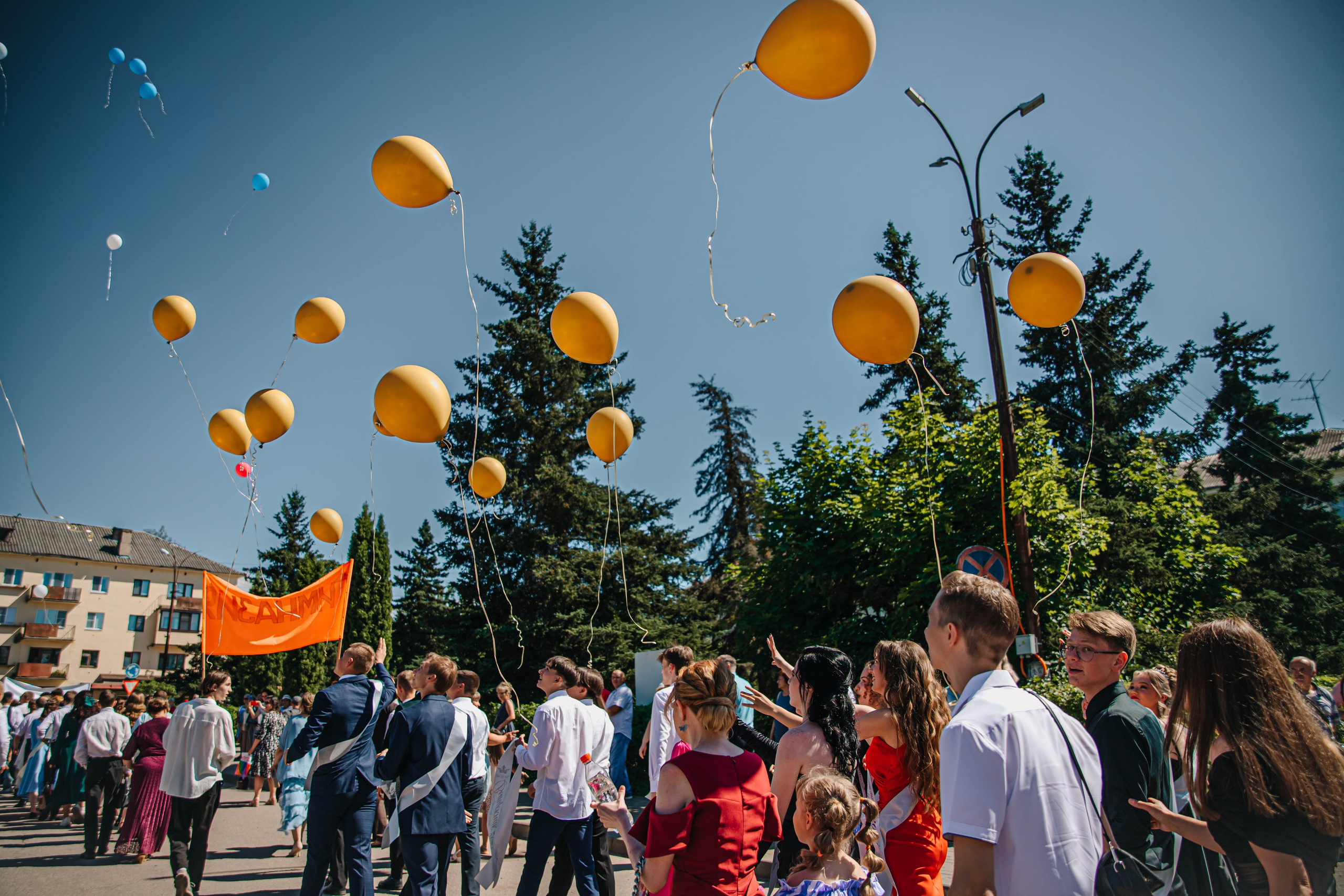 Выпускной 11 классов 2024 Невель. Фотограф Дарья Маташкова