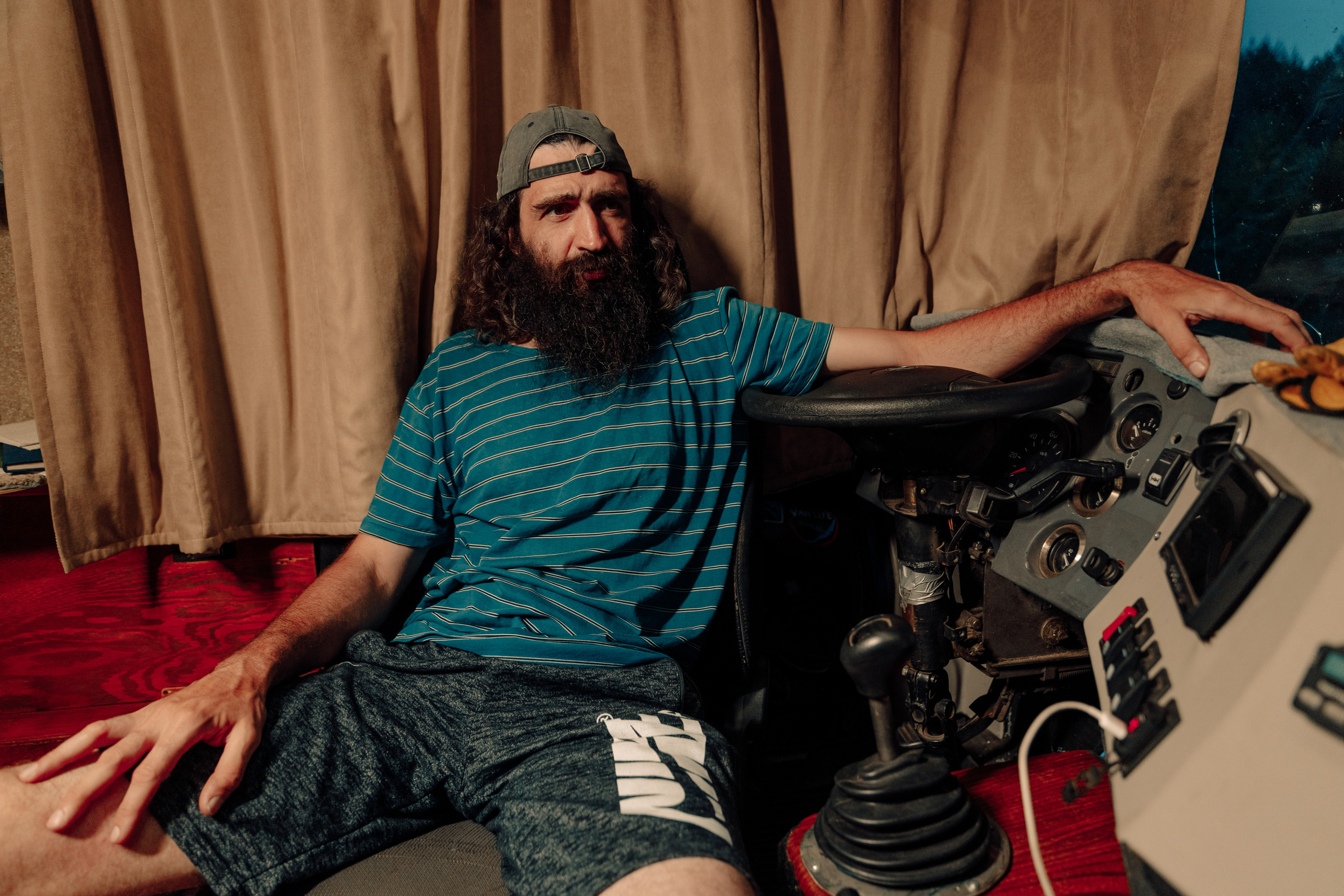 Пожиратели миль. Фотограф Виталий Верескун. Козельск-Калуга