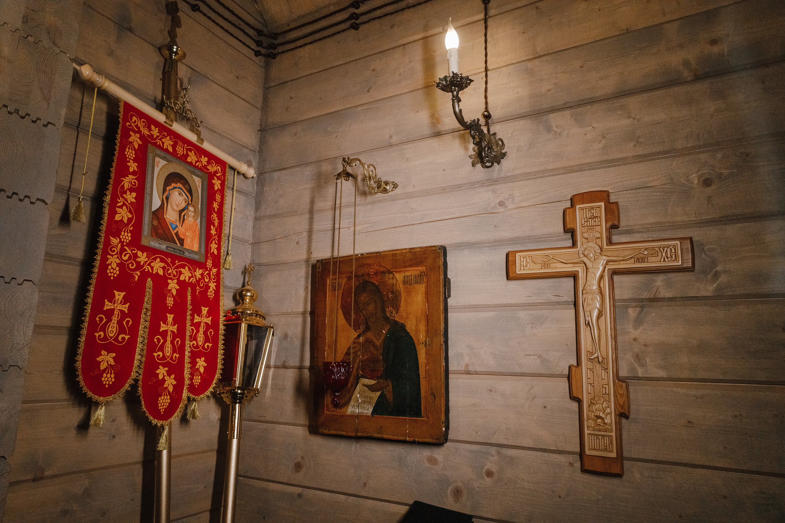 Женская монашеская община в честь свв. Назария и Антипы. Фотограф Виталий Верескун. Козельск-Калуга