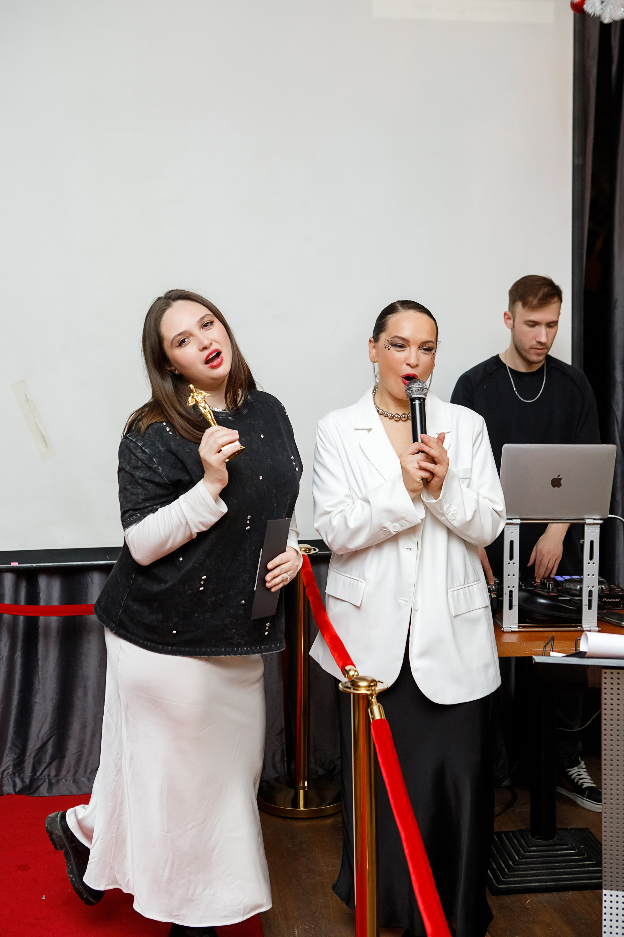 Hit Meet. Репортажный и семейный фотограф в Новосибирске Елена Каменева