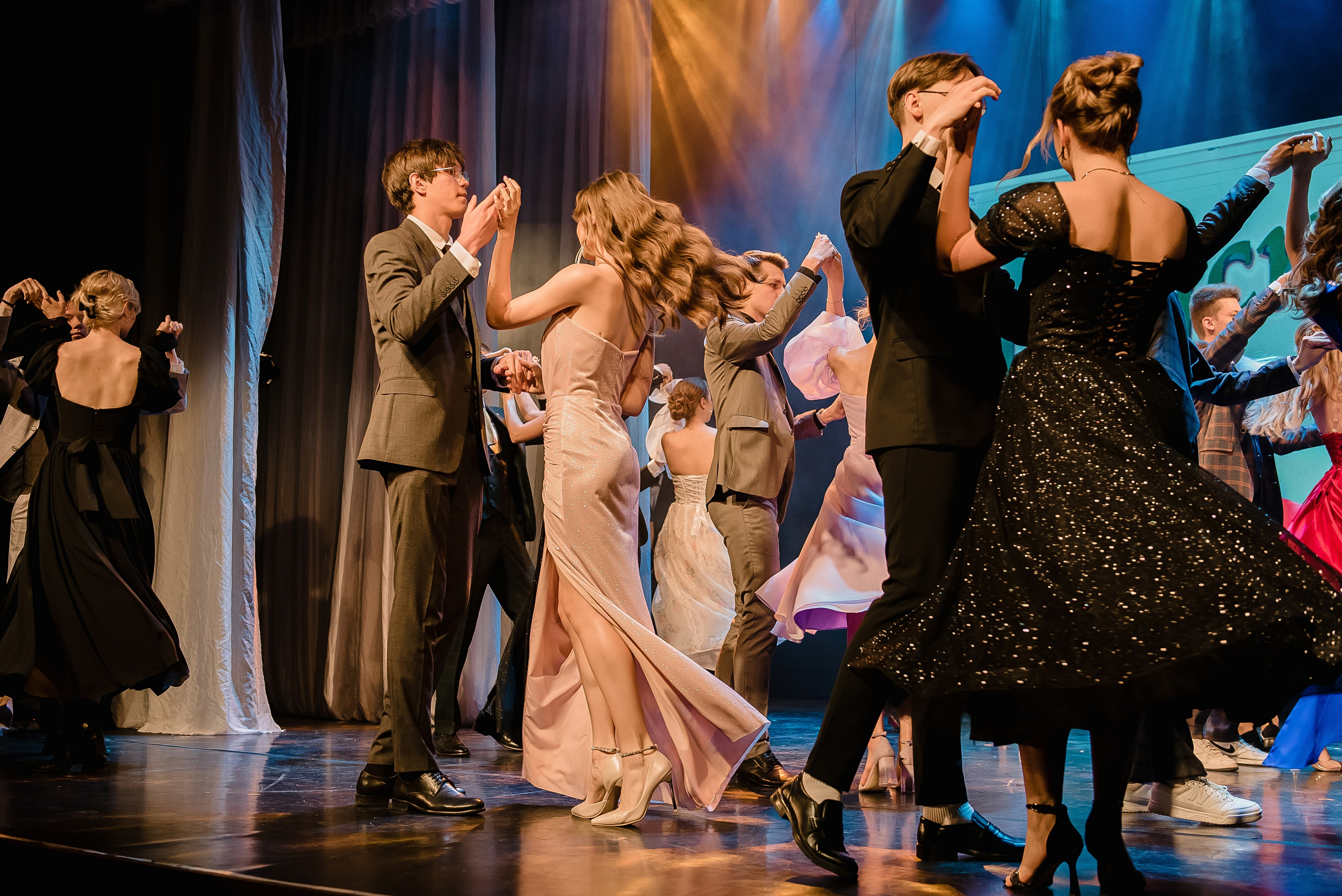 Выпускной школа 2024. Фотограф Рязань. Дарья Дмитриева