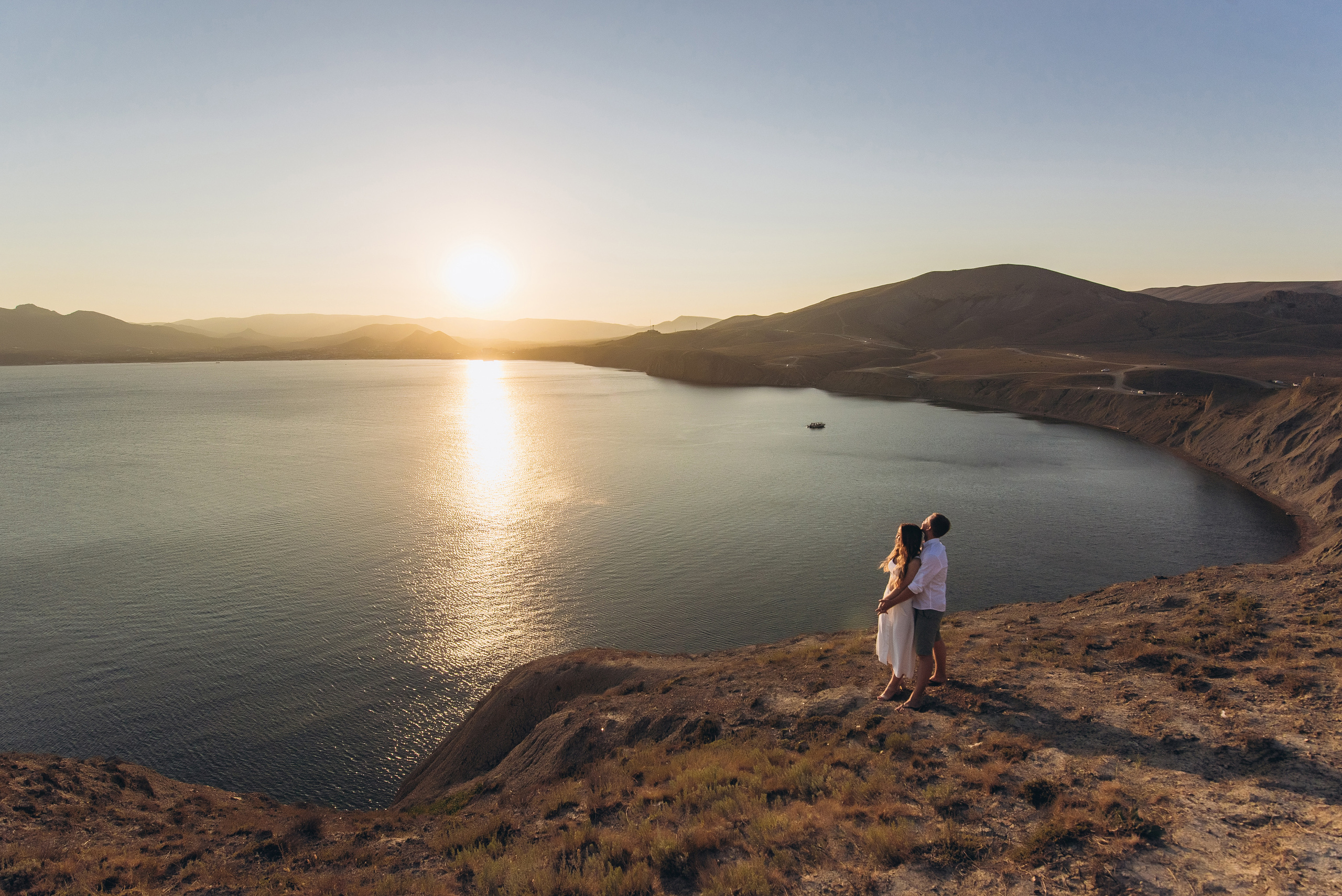 Свадебный фотограф в Крыму Александр Богомазов