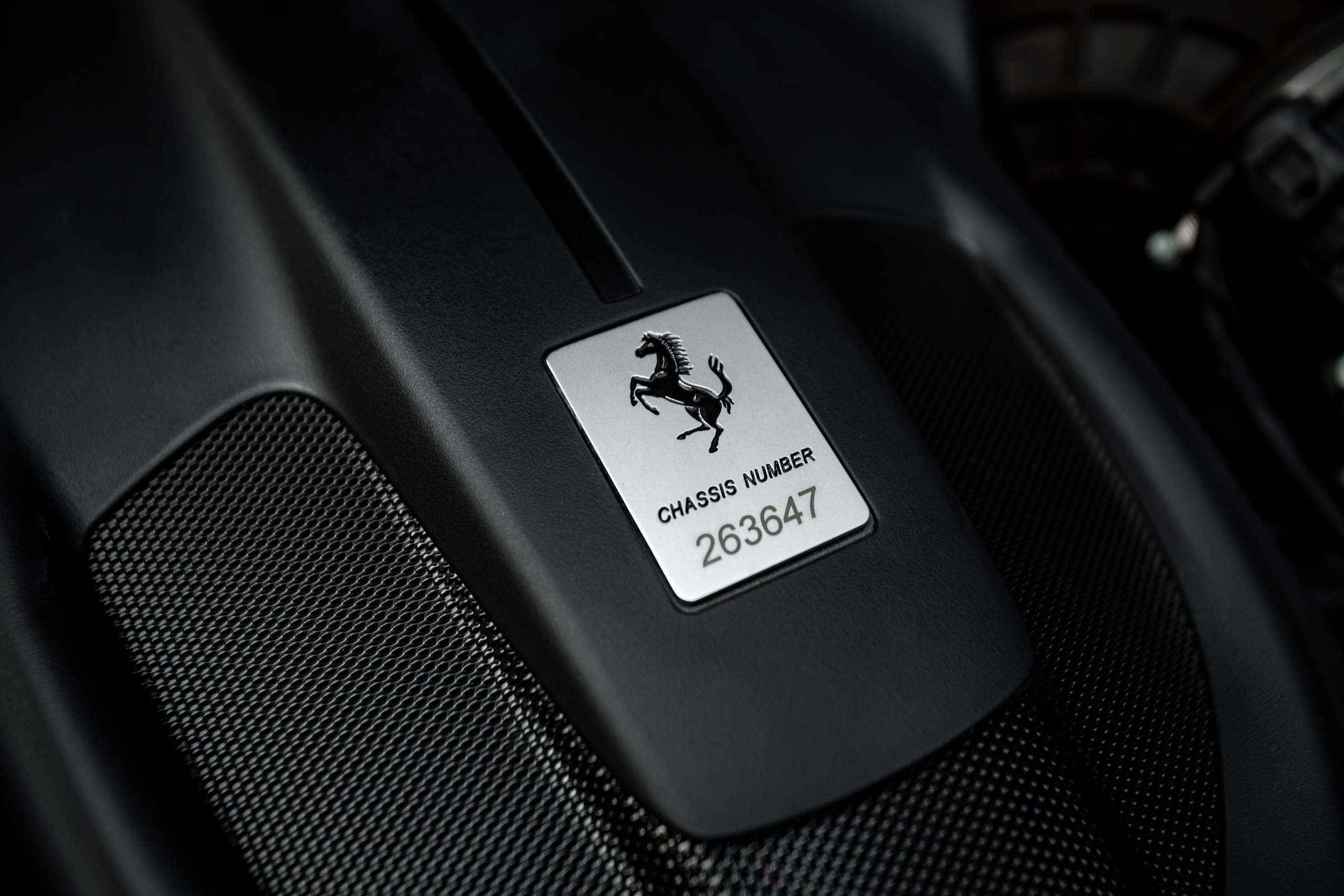 Ferrari Roma. Автомобильный фотограф в Москве Андрей Емельянов