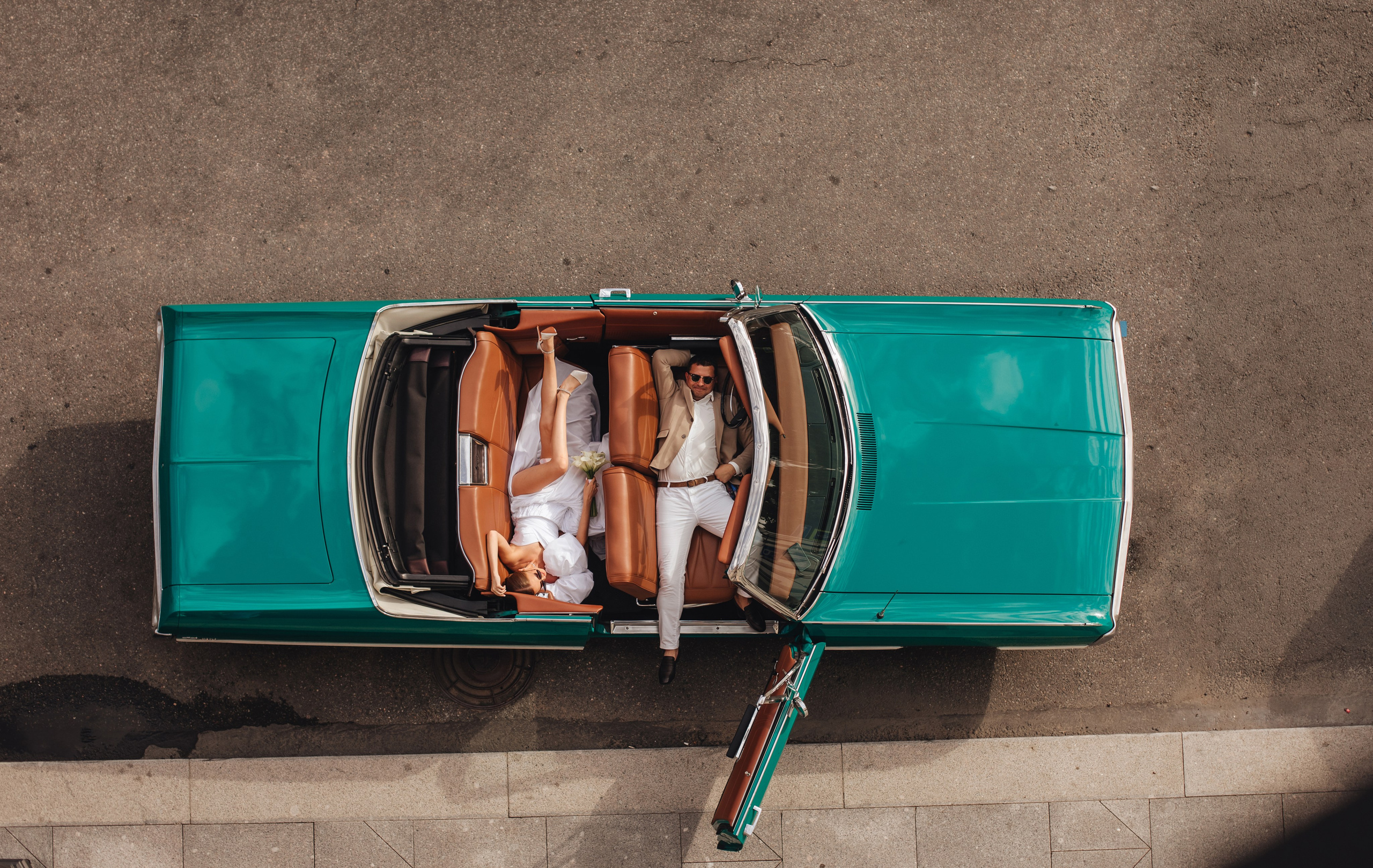 Сборы в Dom Boutique Hotel 5* и прогулка. Свадебный и семейный фотограф в Санкт-Петербурге и Сестрорецке