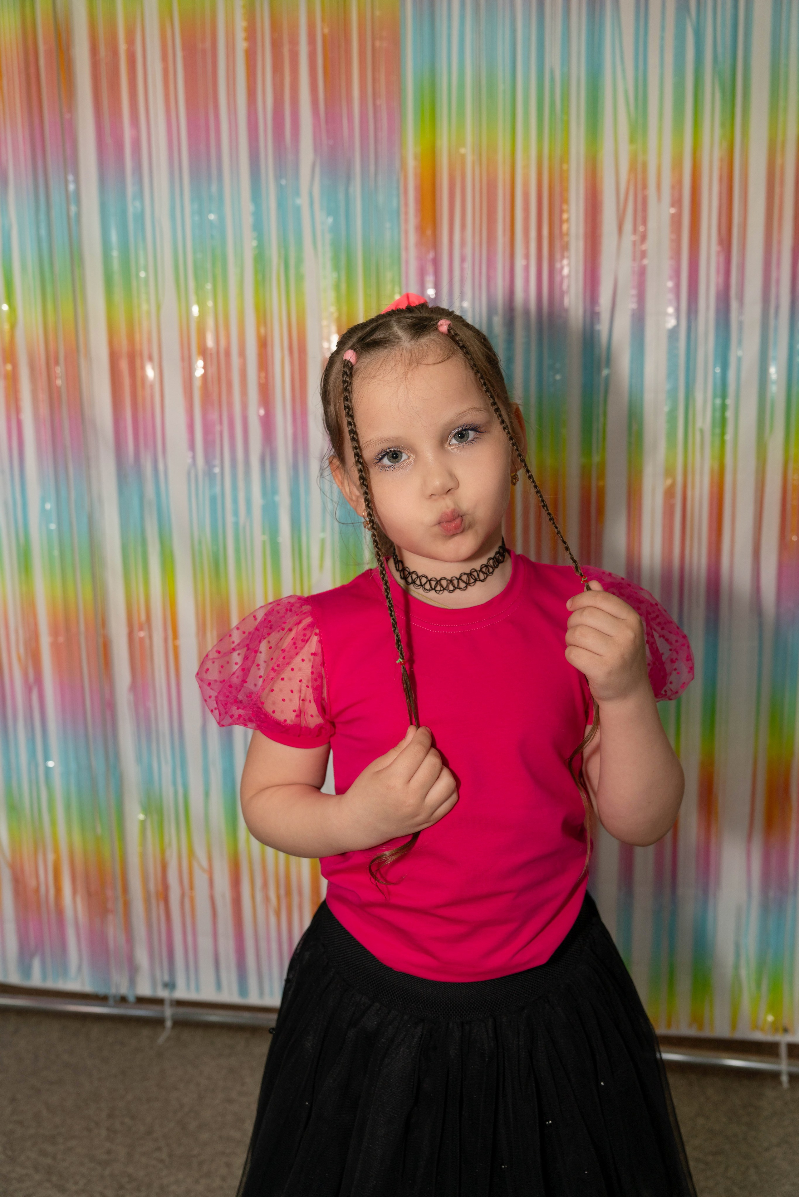 Съёмки в школе и садах, выпускные альбомы